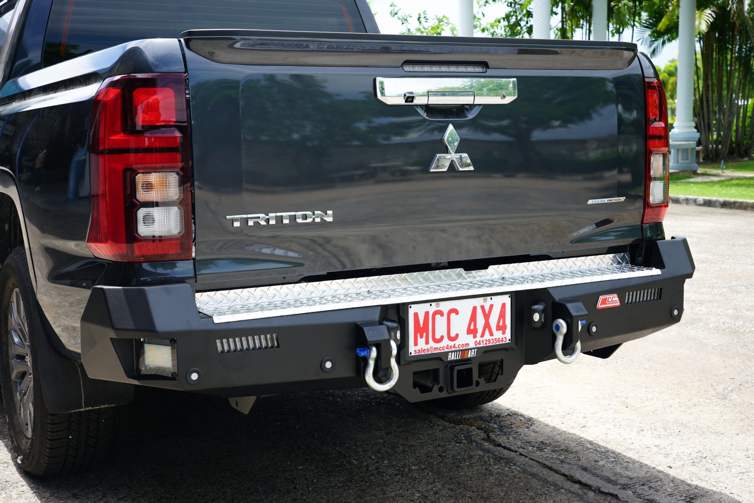 022-01 ROCKER REAR BAR-2