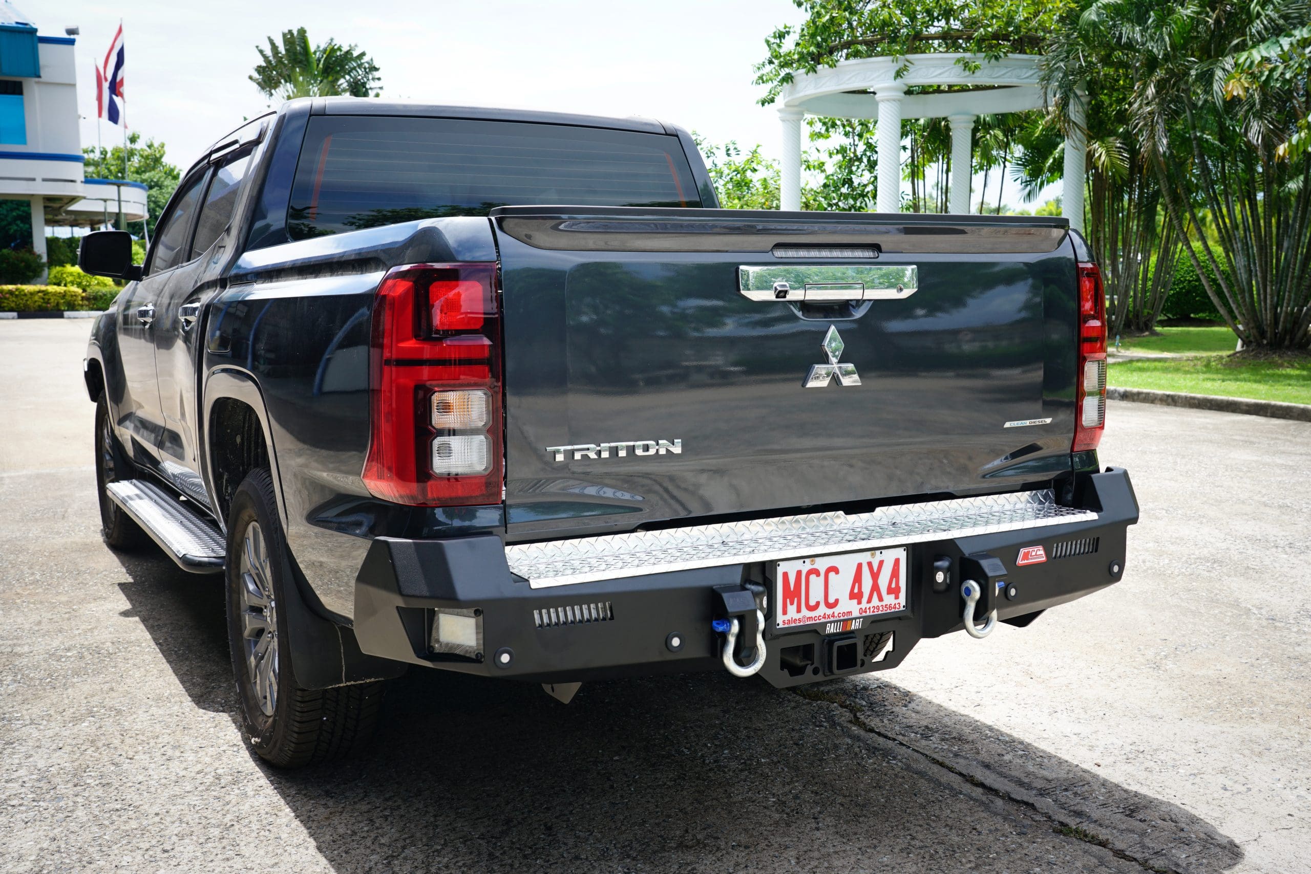 022-01 ROCKER REAR BAR-3