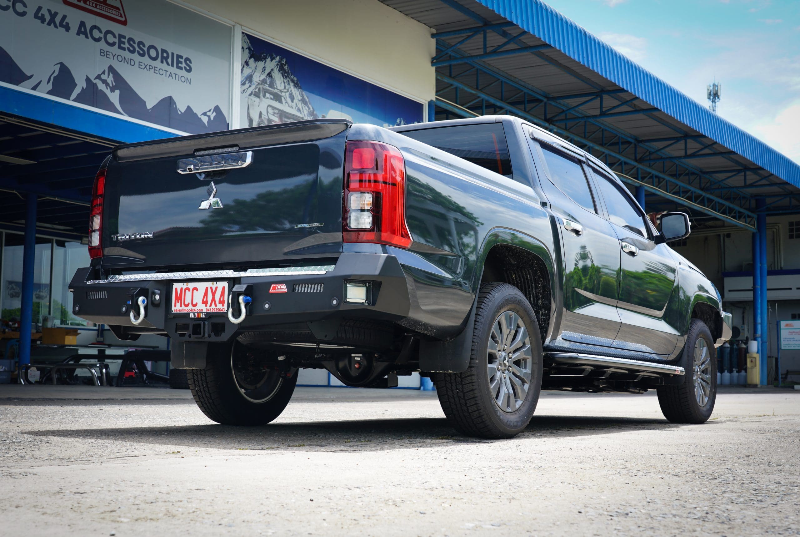 022-01 ROCKER REAR BAR