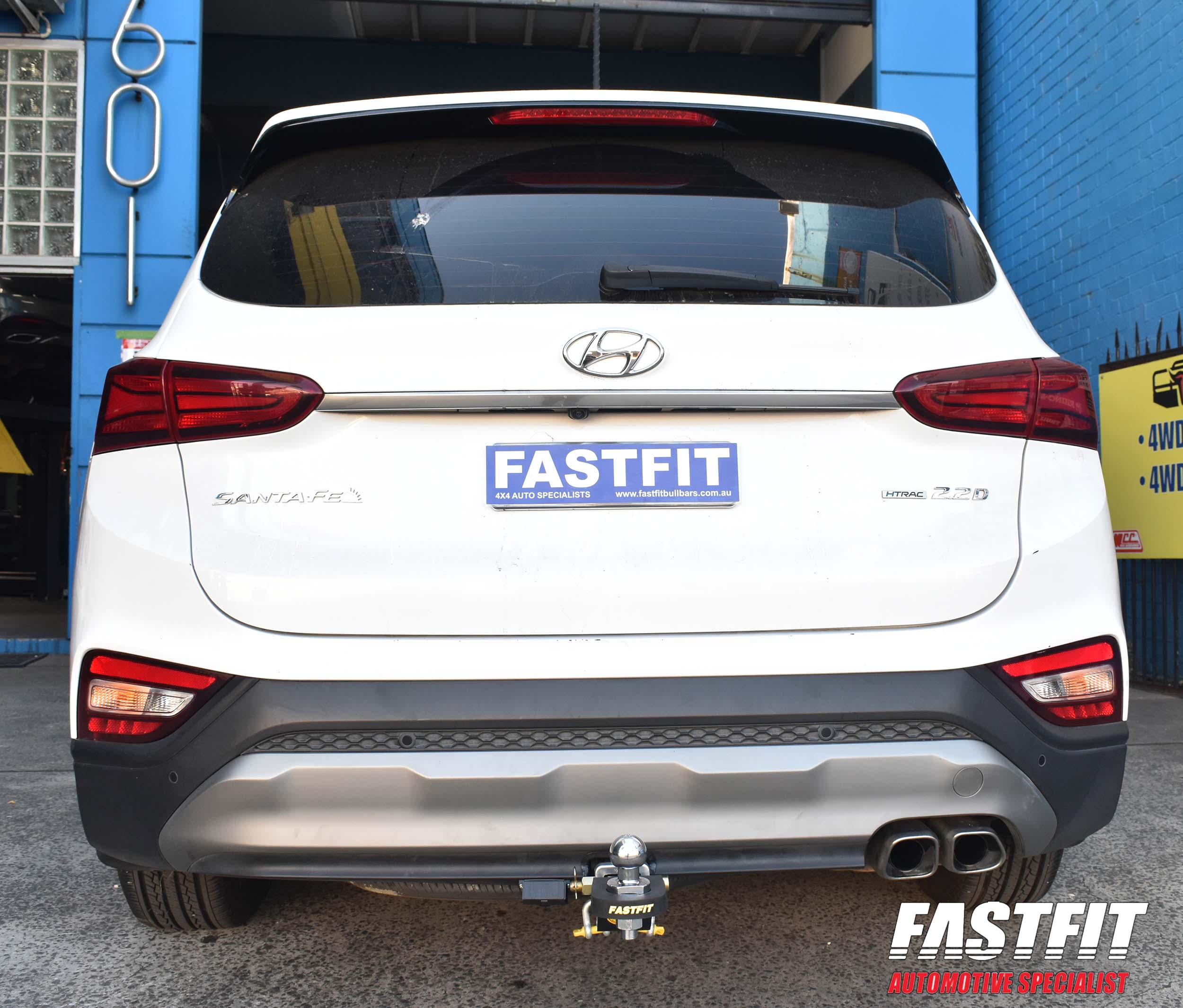 1HYUNDAISANTAFEHAYMANREESETOWBAR