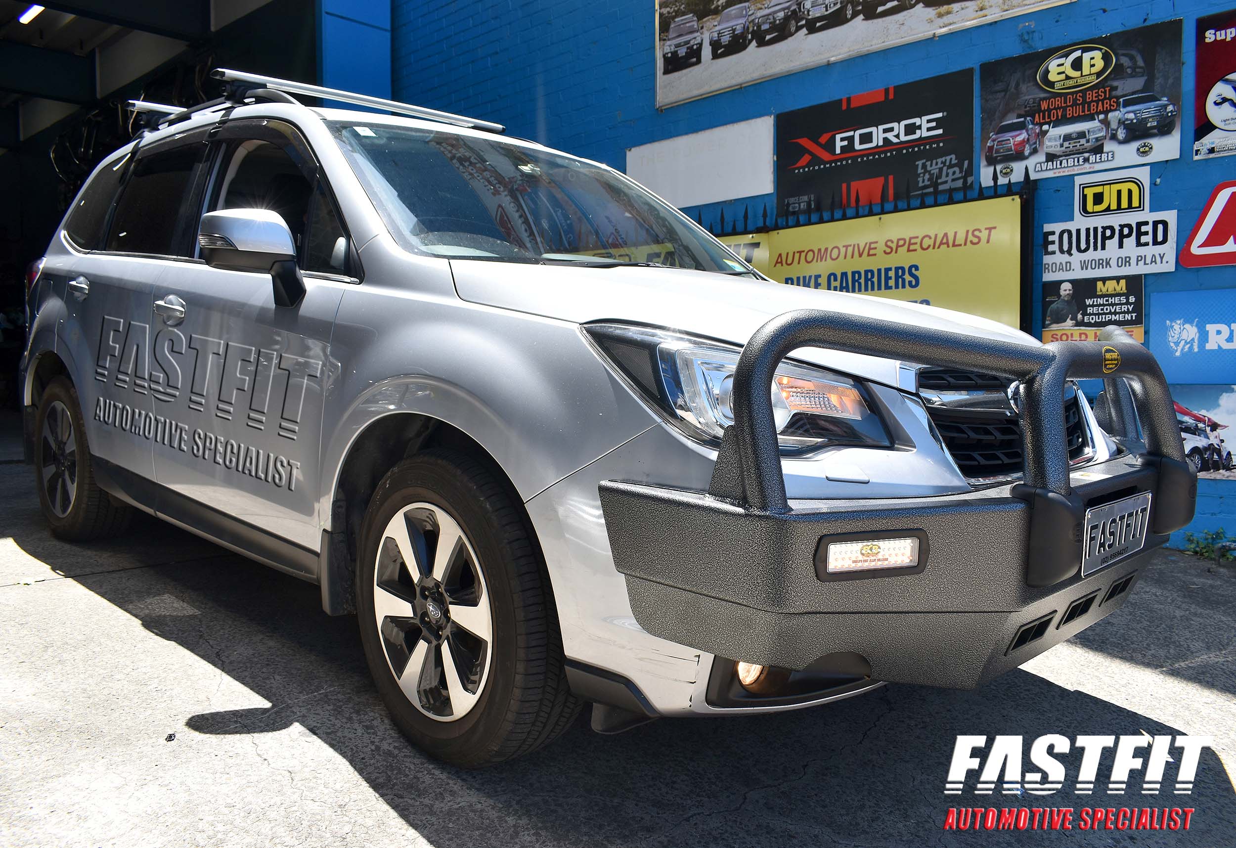 1SUBARUFORESTERECBSILVERHAMMERTONEBULLBAR