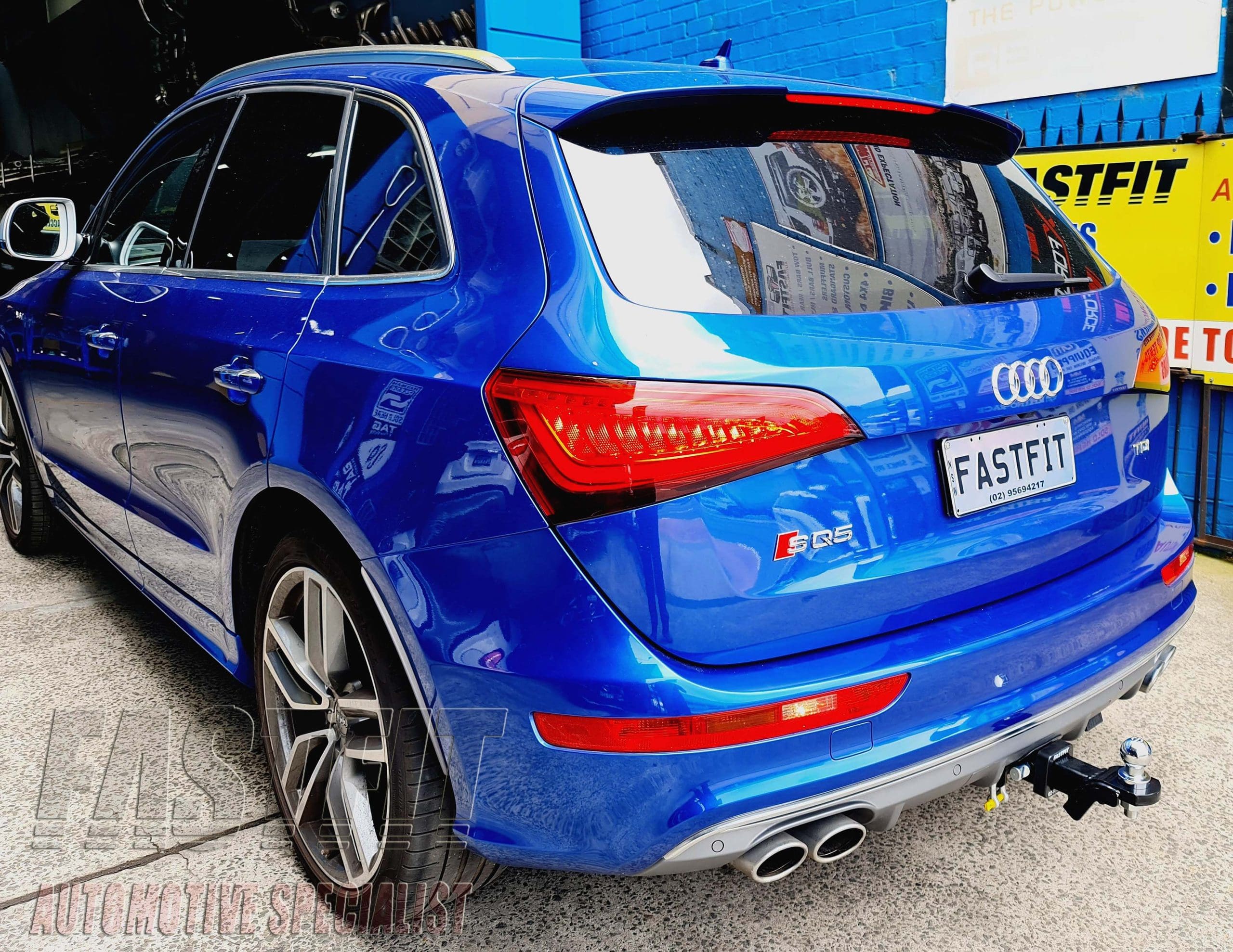 2AUDIQ5TOWBAR