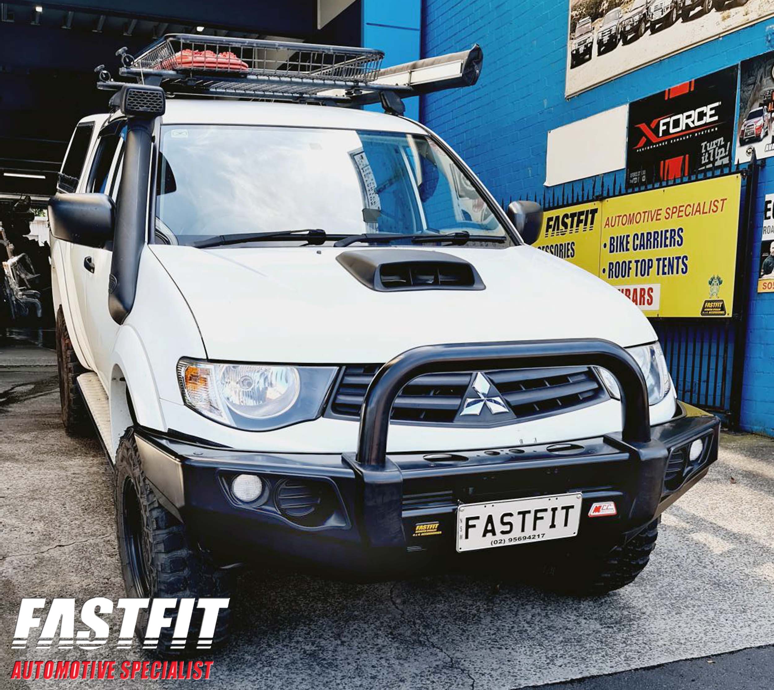 2MITSUBISHIMNTRITONFALCONSINGLELOOPBAR