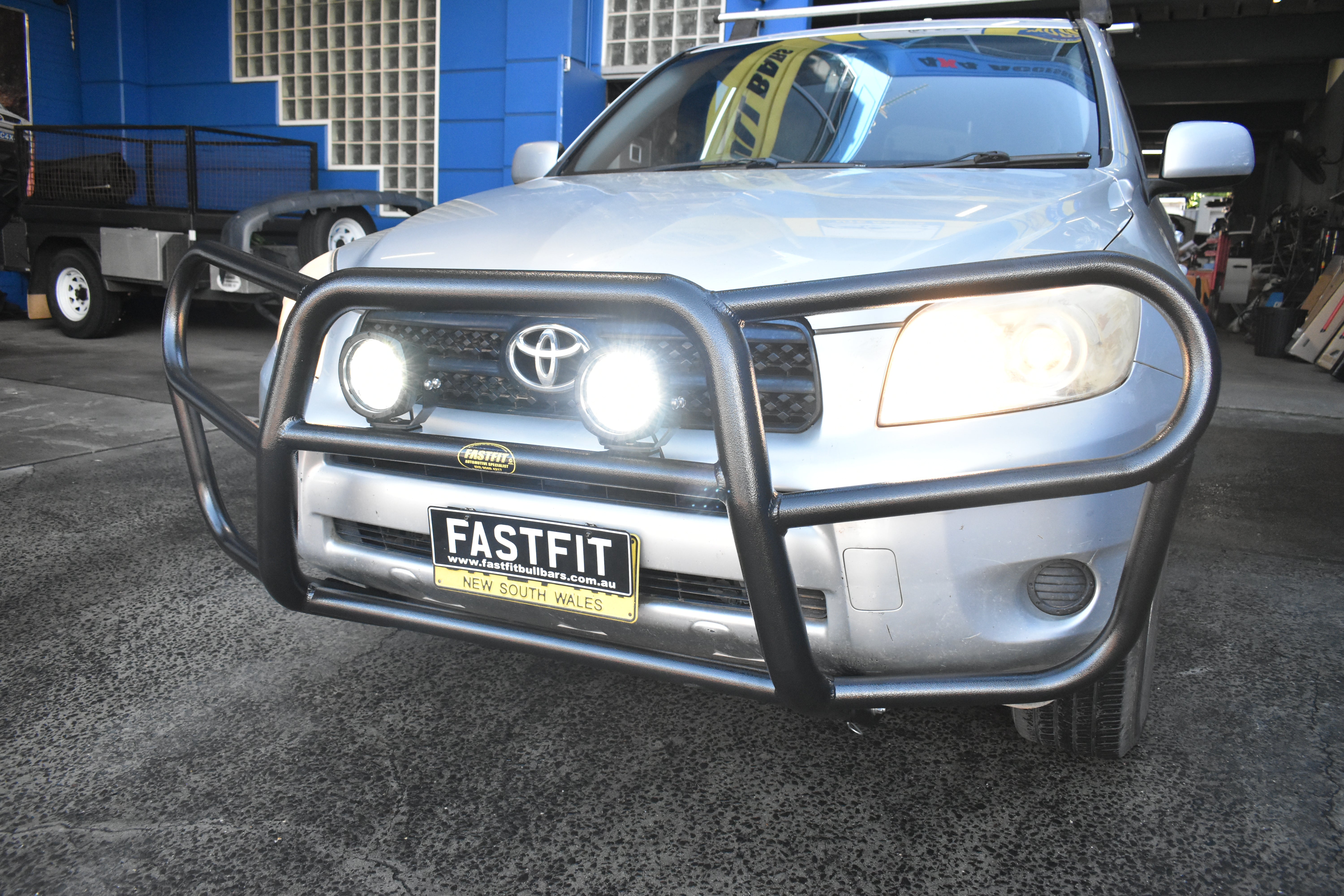 ECB TYPE 8 TEXTURA BLACK PROFILE BAR TO SUIT ON TOYOTA RAV4 (01/2006 to 09/2008)