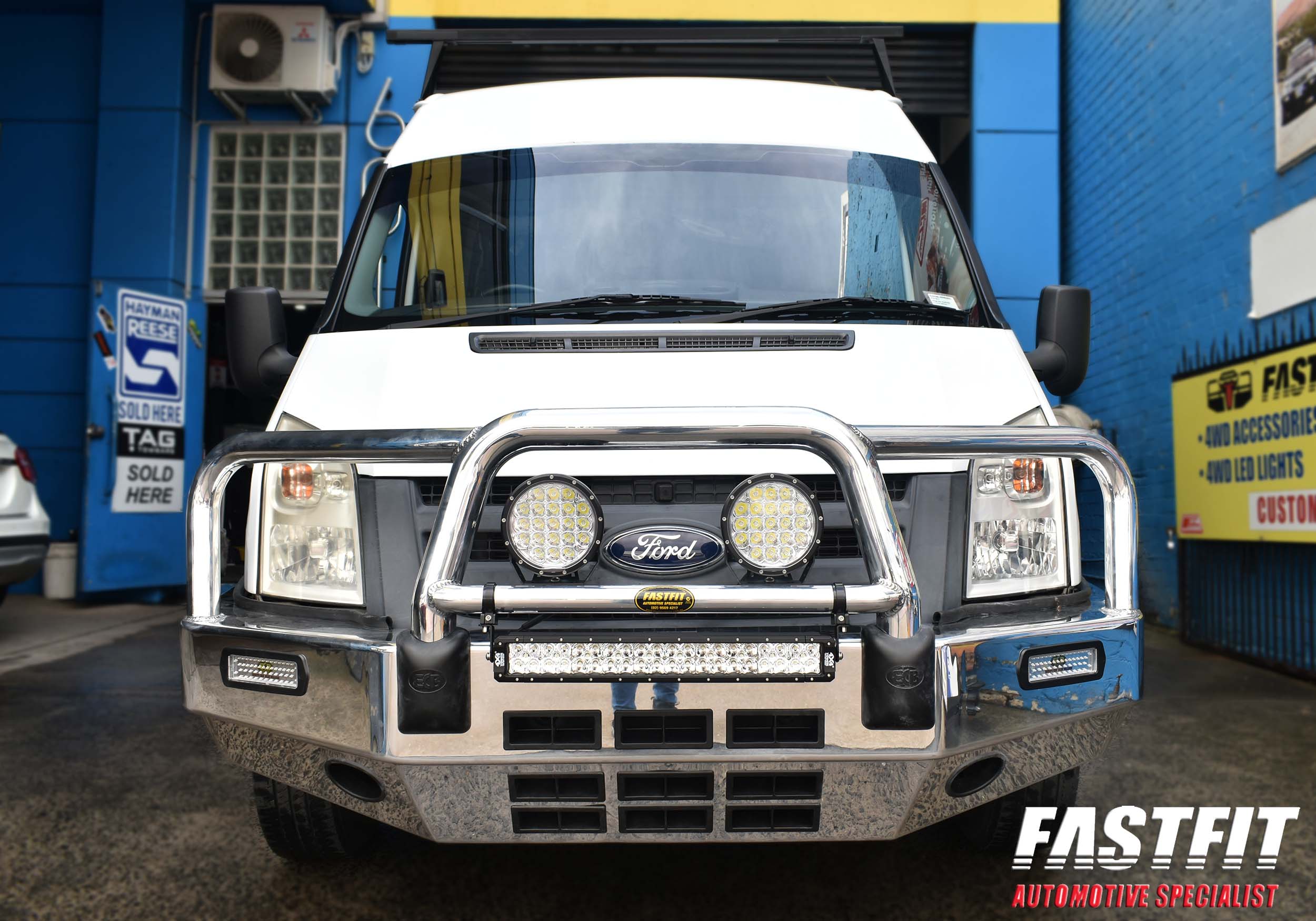 3FORDTRANSITECBBIGTUBEBULLBAR