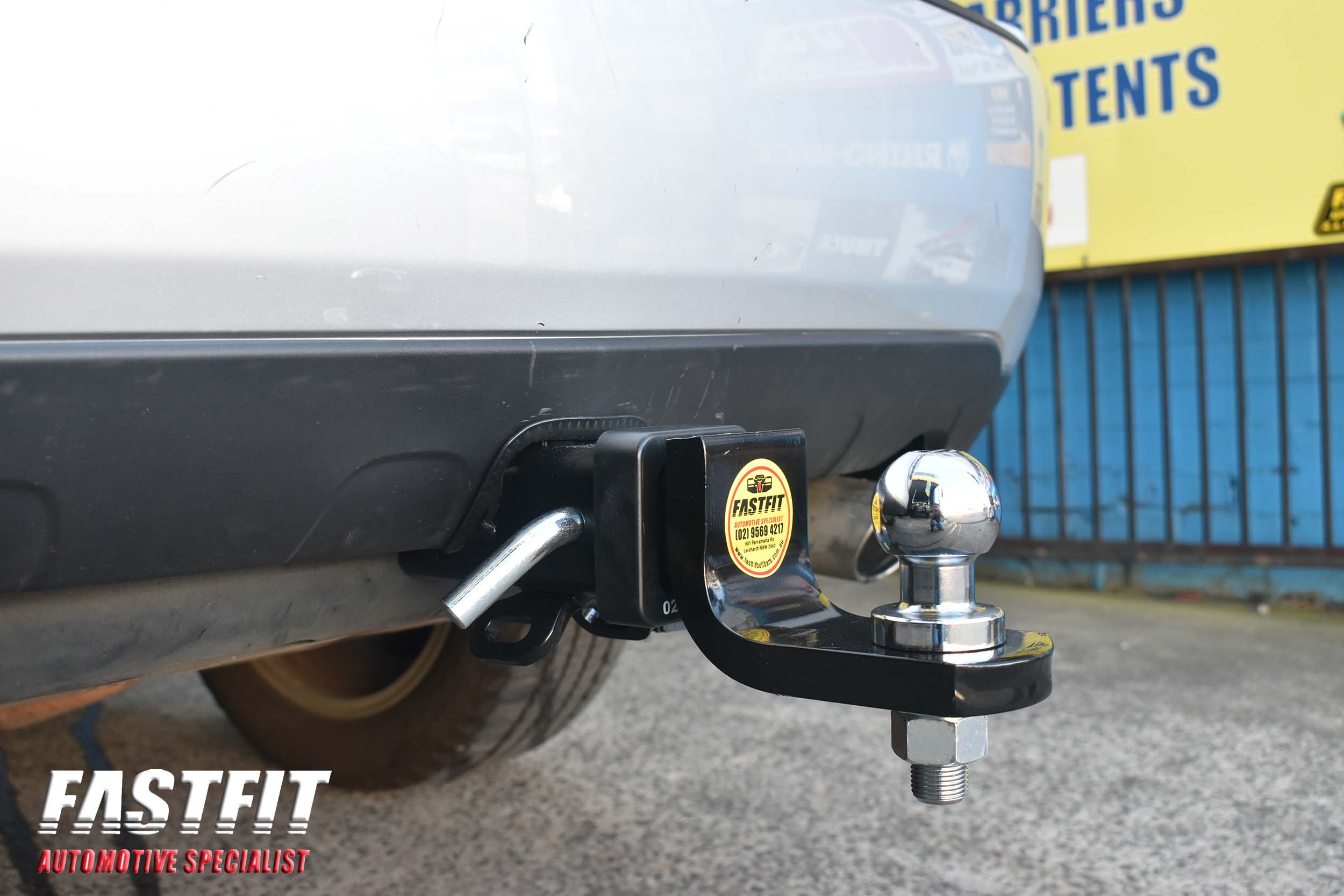 3LEXUSRX400HTOWBAR
