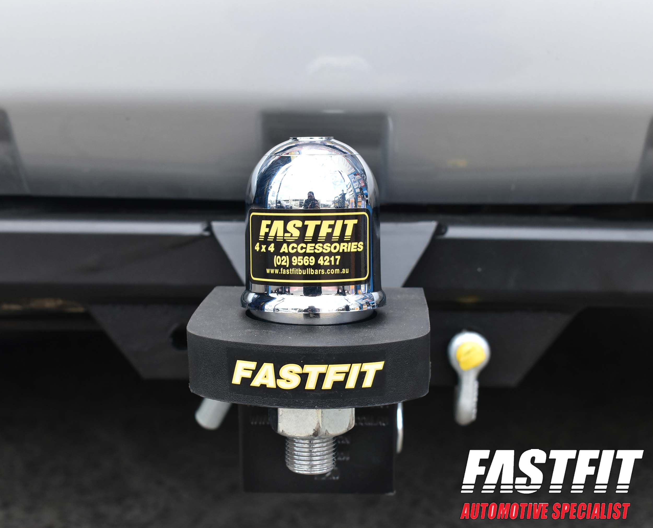 3MITSUBISHIDELICAFASTFITTOWBAR