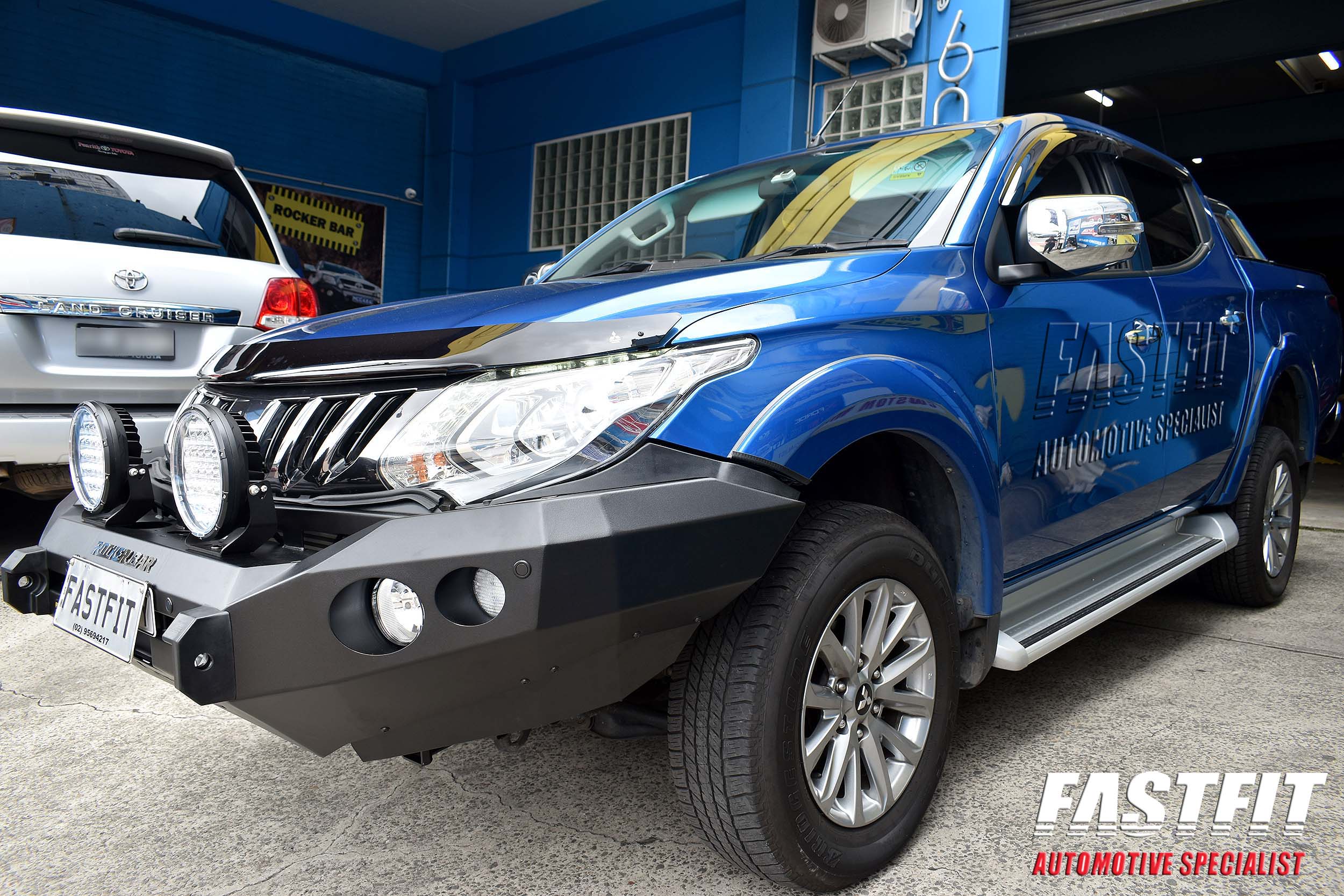 3MQTRITONNOLOOPROCKERBAR