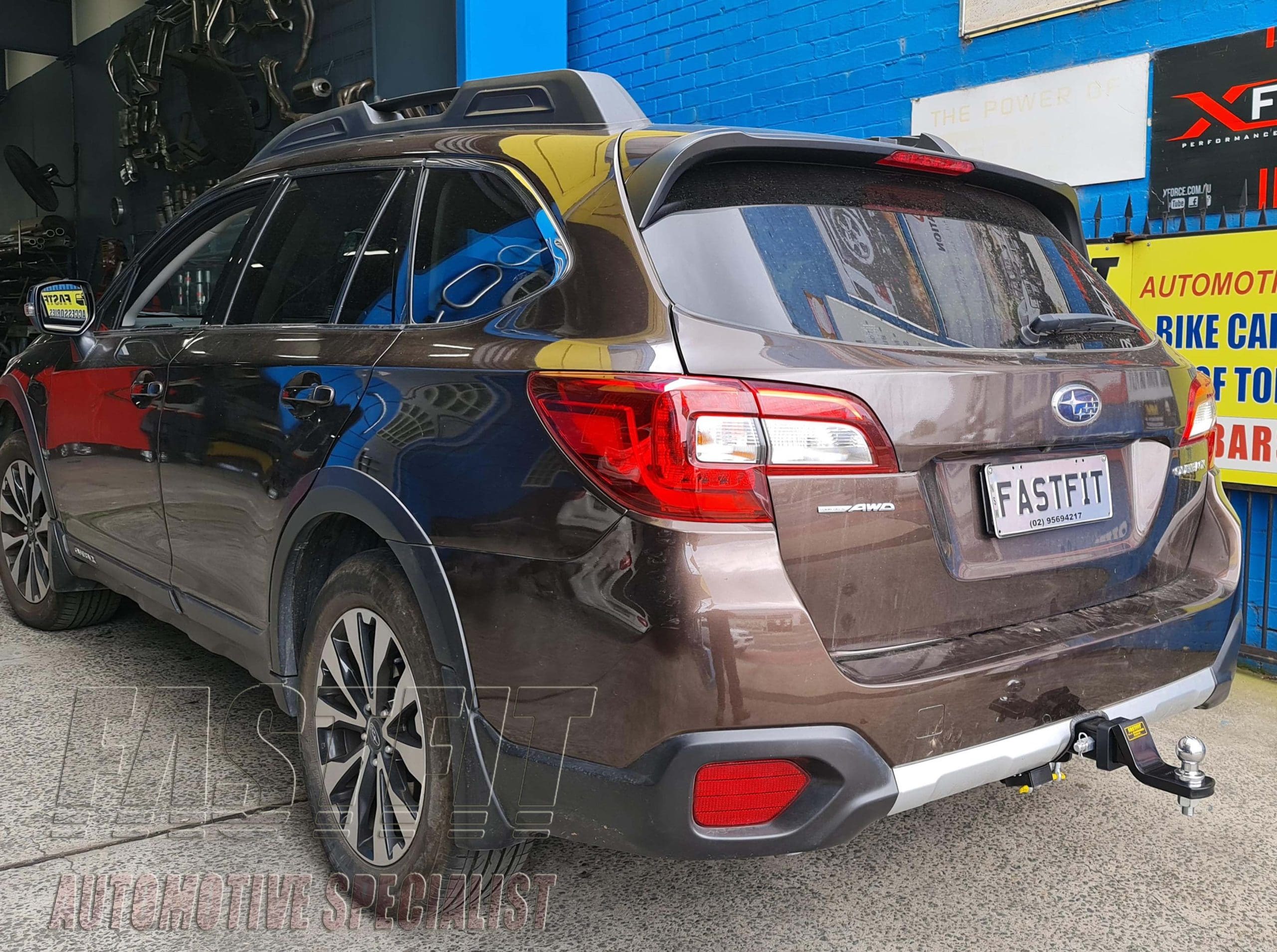 3SUBARUOUTBACKTOWBAR