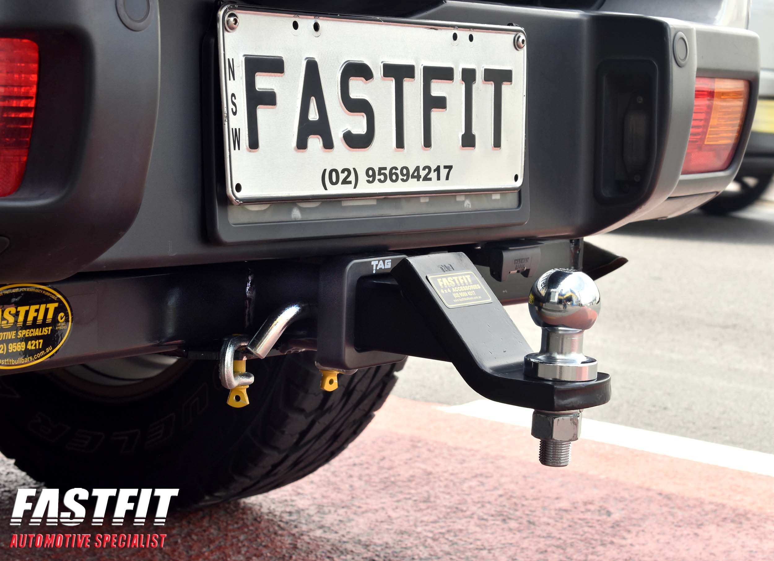 3TOYOTAFJCRUISERTOWBAR_699e96f2-04bb-433c-ba65-c11f805a7d8d