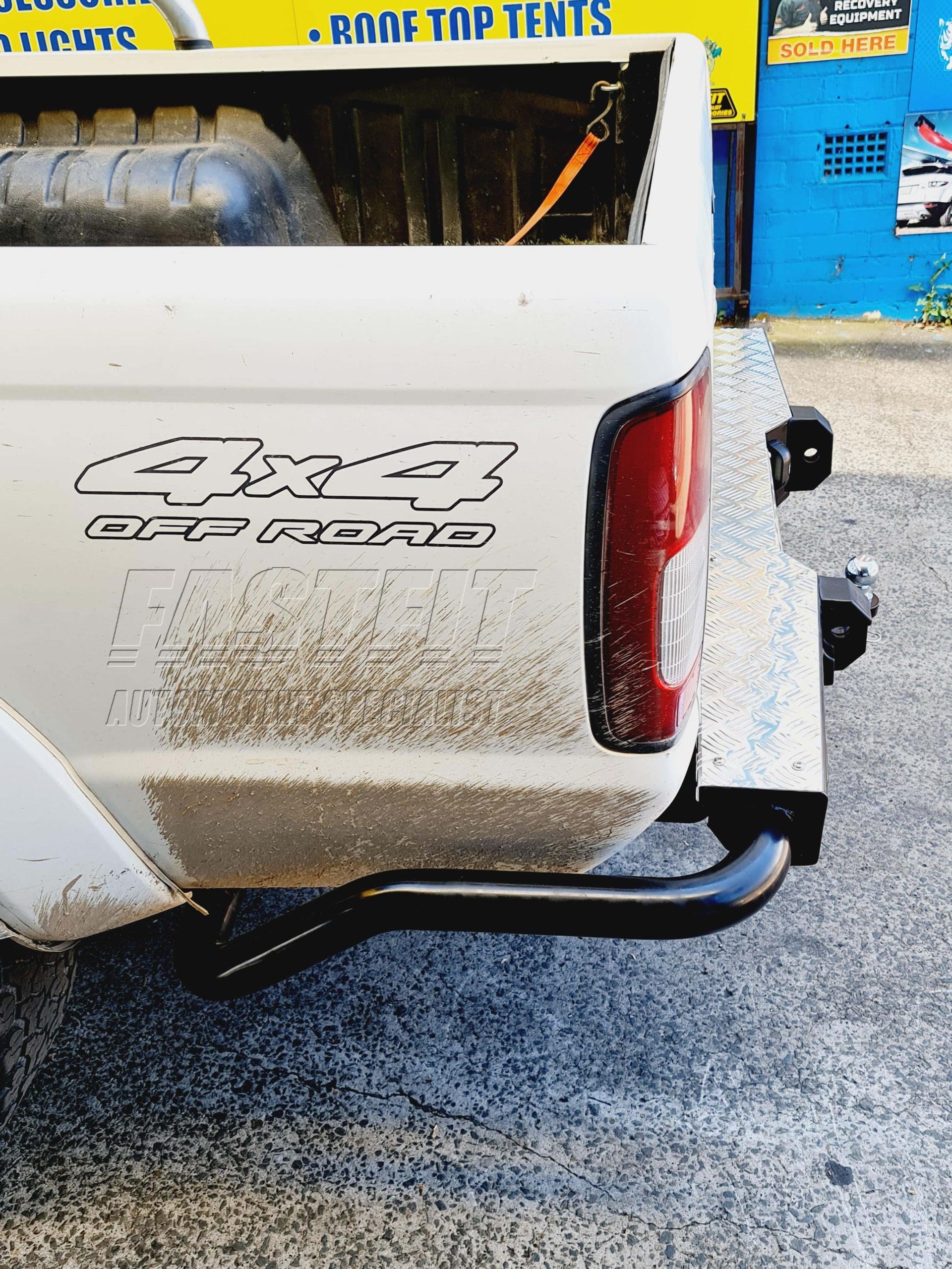 4MCCJACKREARBARWCHECKERPLATENISSANNAVARAD22