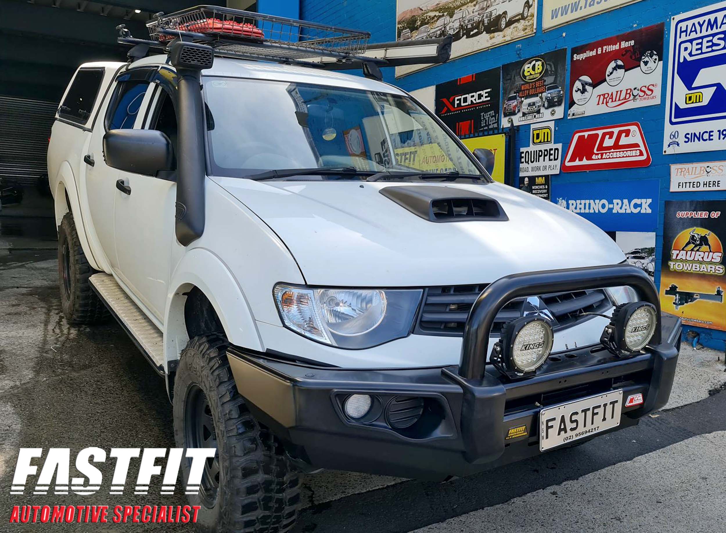 4MITSUBISHIMNTRITONFALCONSINGLELOOPBAR