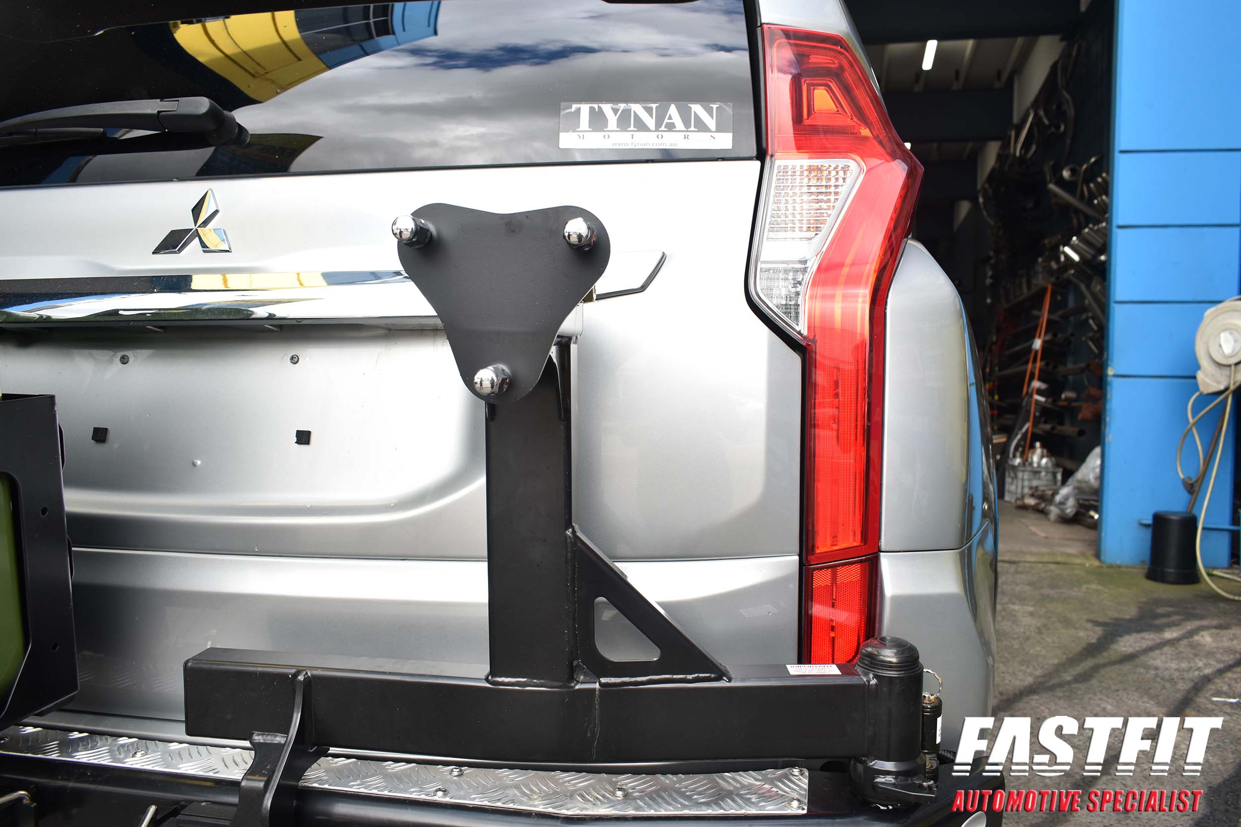 5PAJEROSPORTSINGLEWHEELDOUBLEJERRY