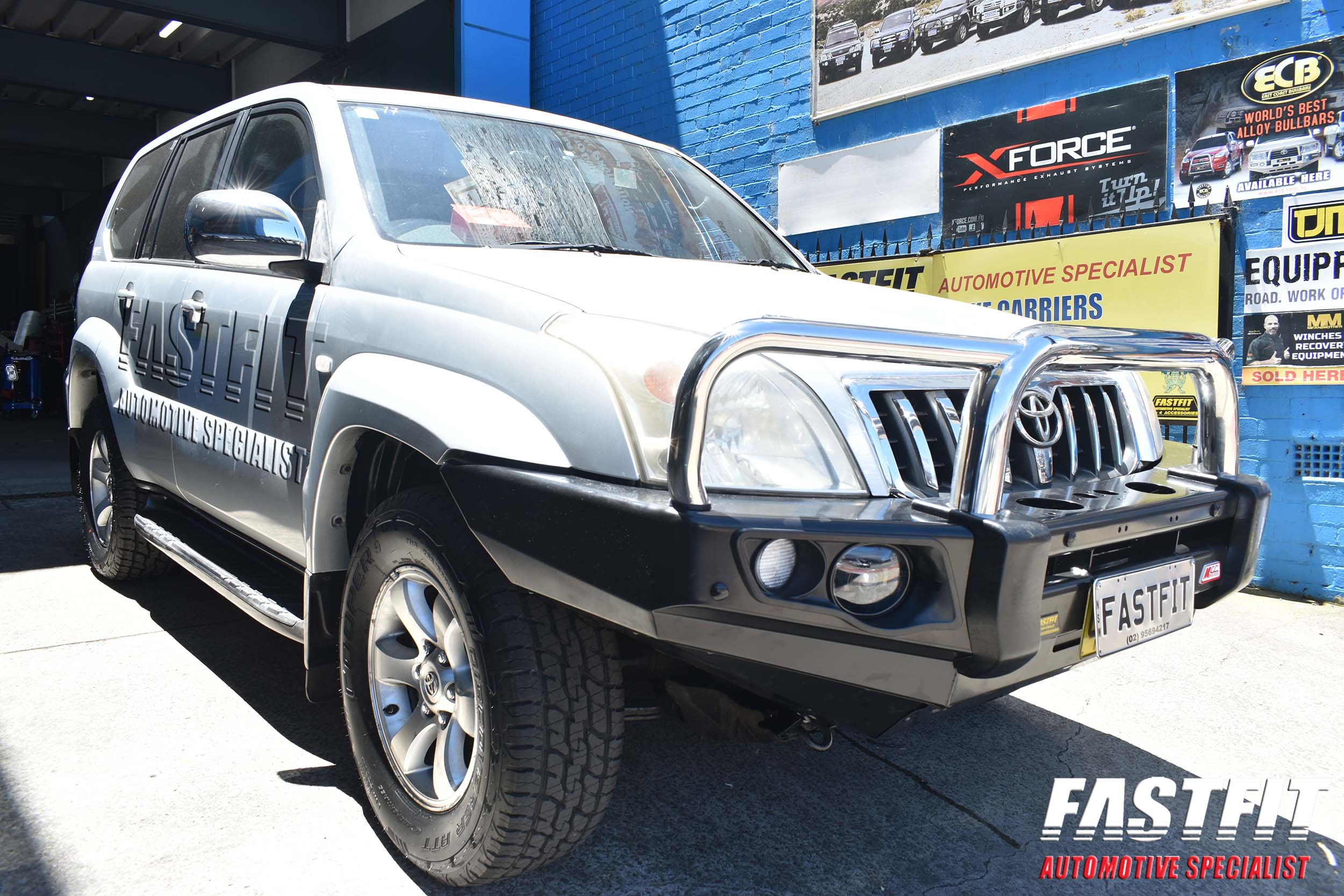 5PRADO120SERIESFALCONSTAINLESSTRIPLELOOPBAR