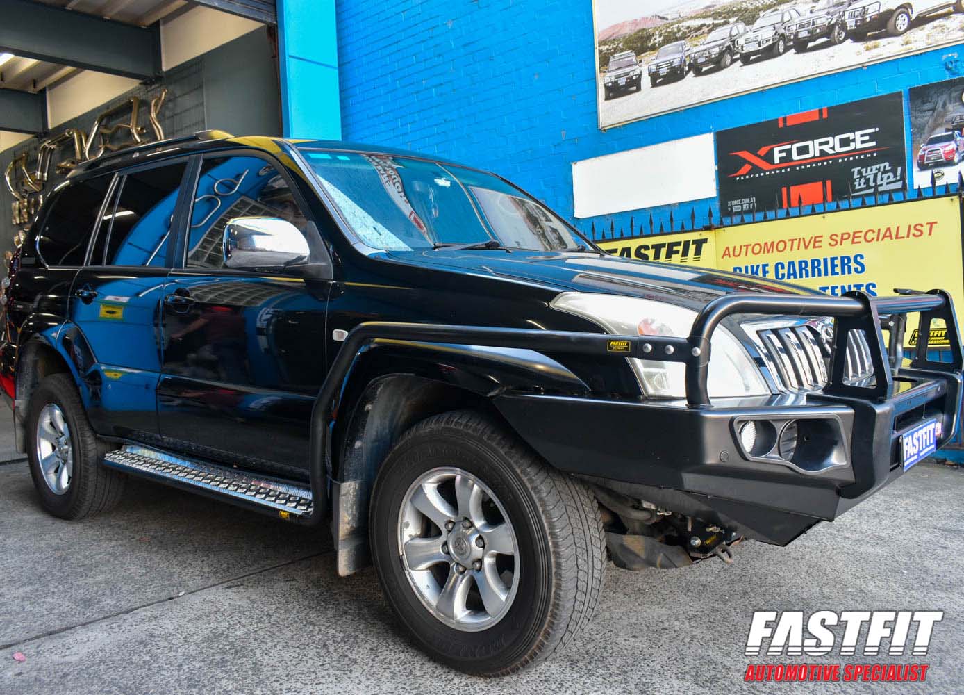 MCC 030-09SR All Black Side Steps & Rails to suit TOYOTA Prado 120 2002-2009