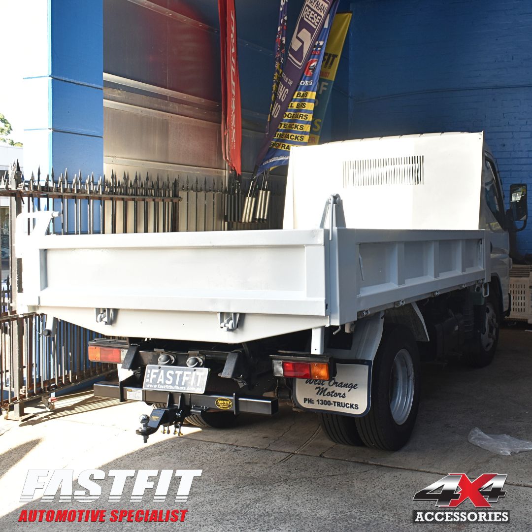TAG MULTIFIT TRUCK TOWBAR (UNDERMOUNT HITCH) TO SUIT MITSUBISHI FUSO CANTER 515 TIPPER TRUCK