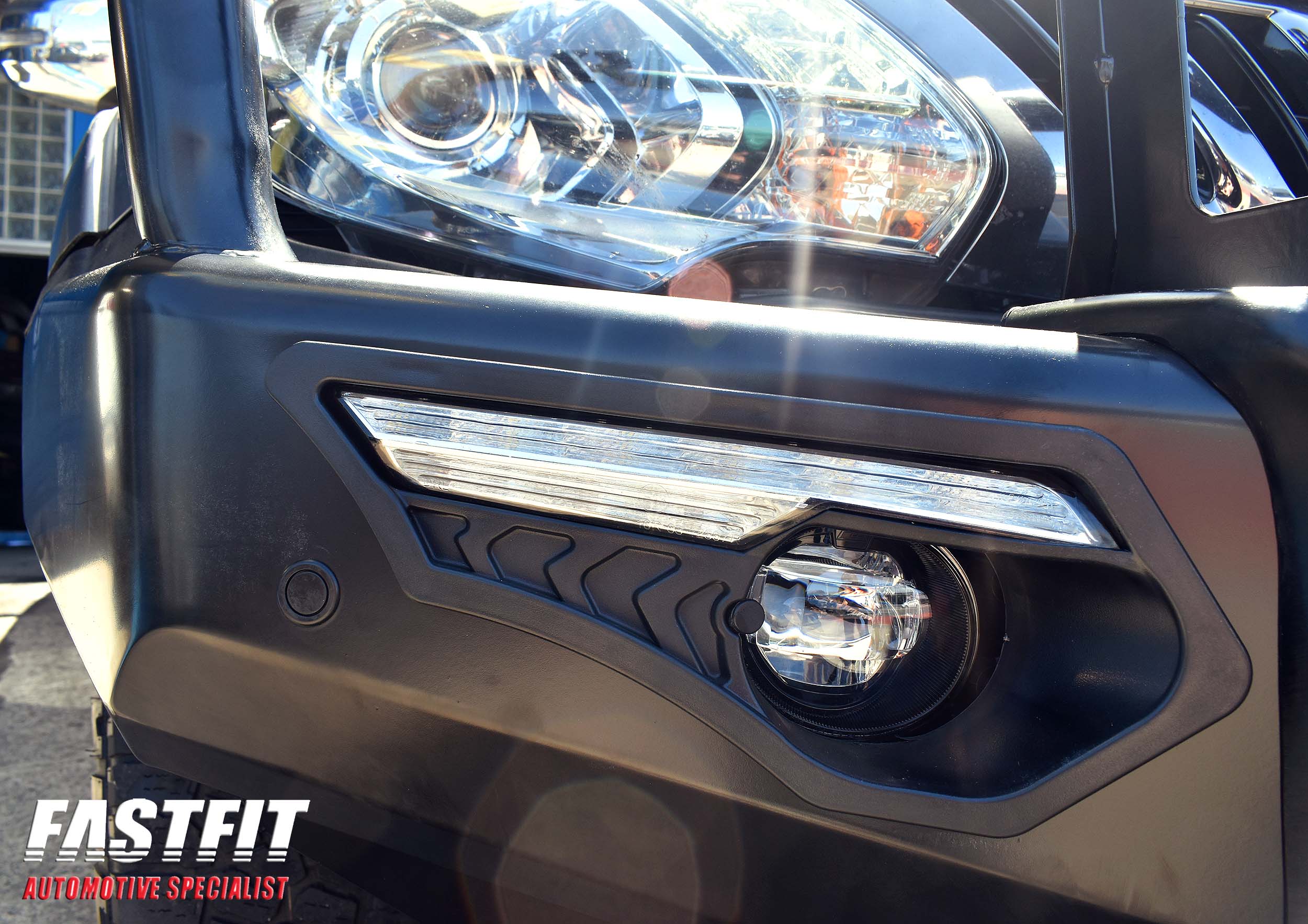 7MITSUBISHIMQTRITONPHOENIXAFRAMEBAR