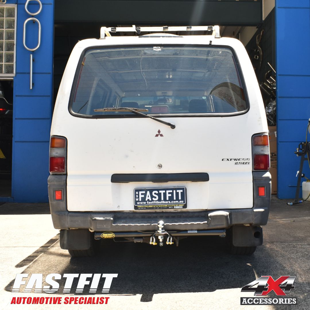 TrailBosS Towbar to suit Mitsubishi EXPRESS STARWAGON L300 2WD MWB SWB (NOT WALKTHROUGH) 11/1986-02/2020