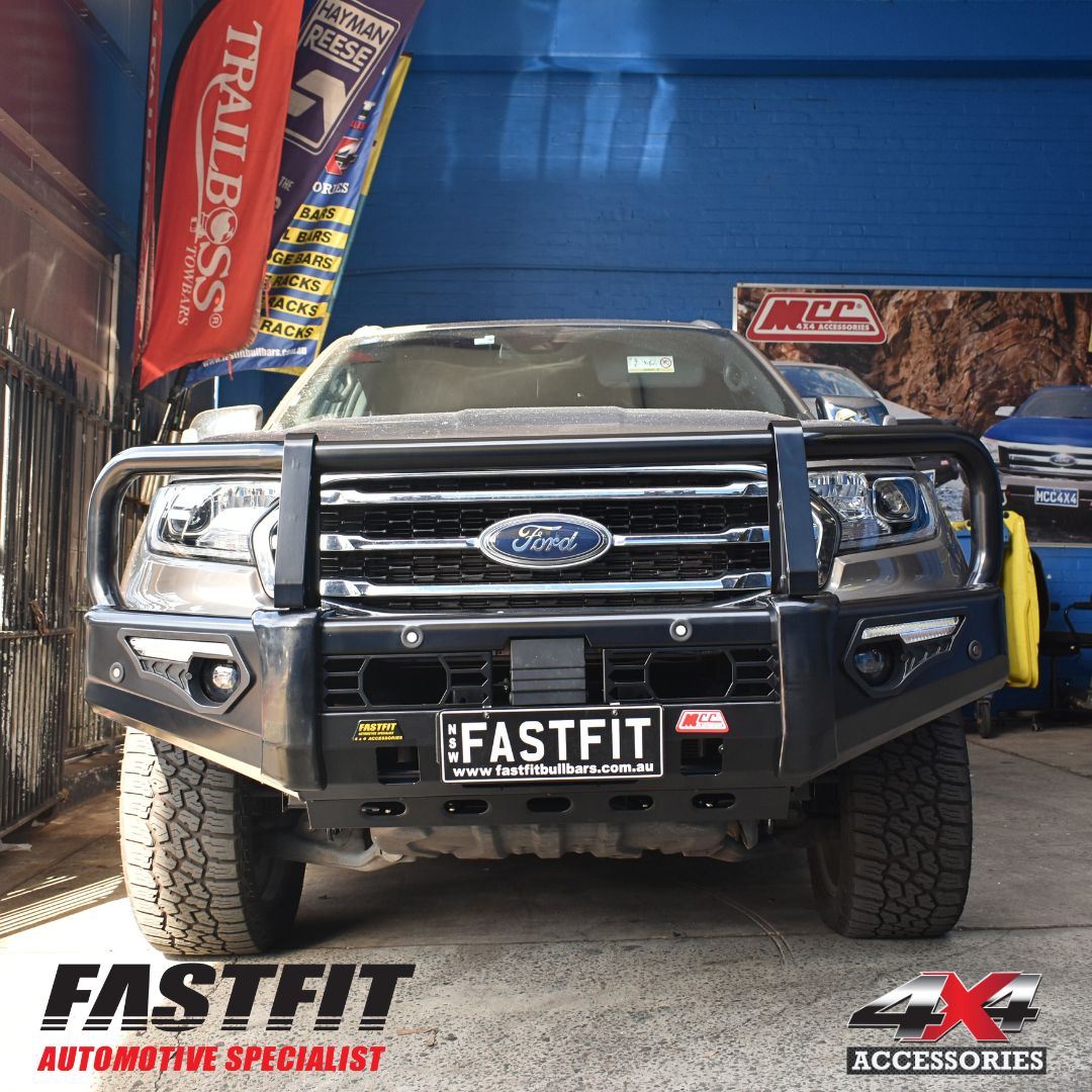 MCC 808-02 PHOENIX BAR A-FRAME BULLBAR TO SUIT FORD EVEREST WITH TECH-PACK & FRONT SENSORS 2019-2022