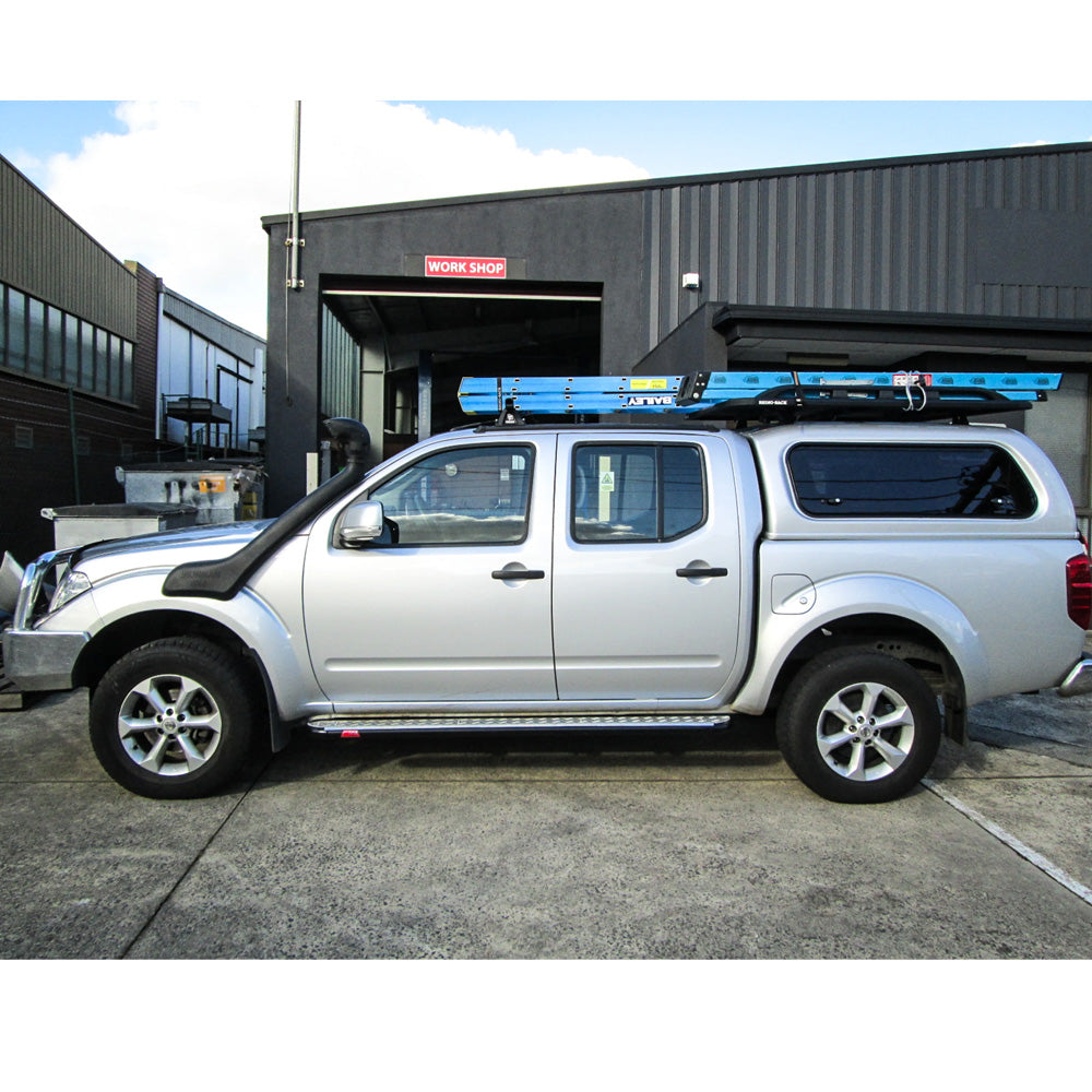 D40-side-step-chrome-step-1