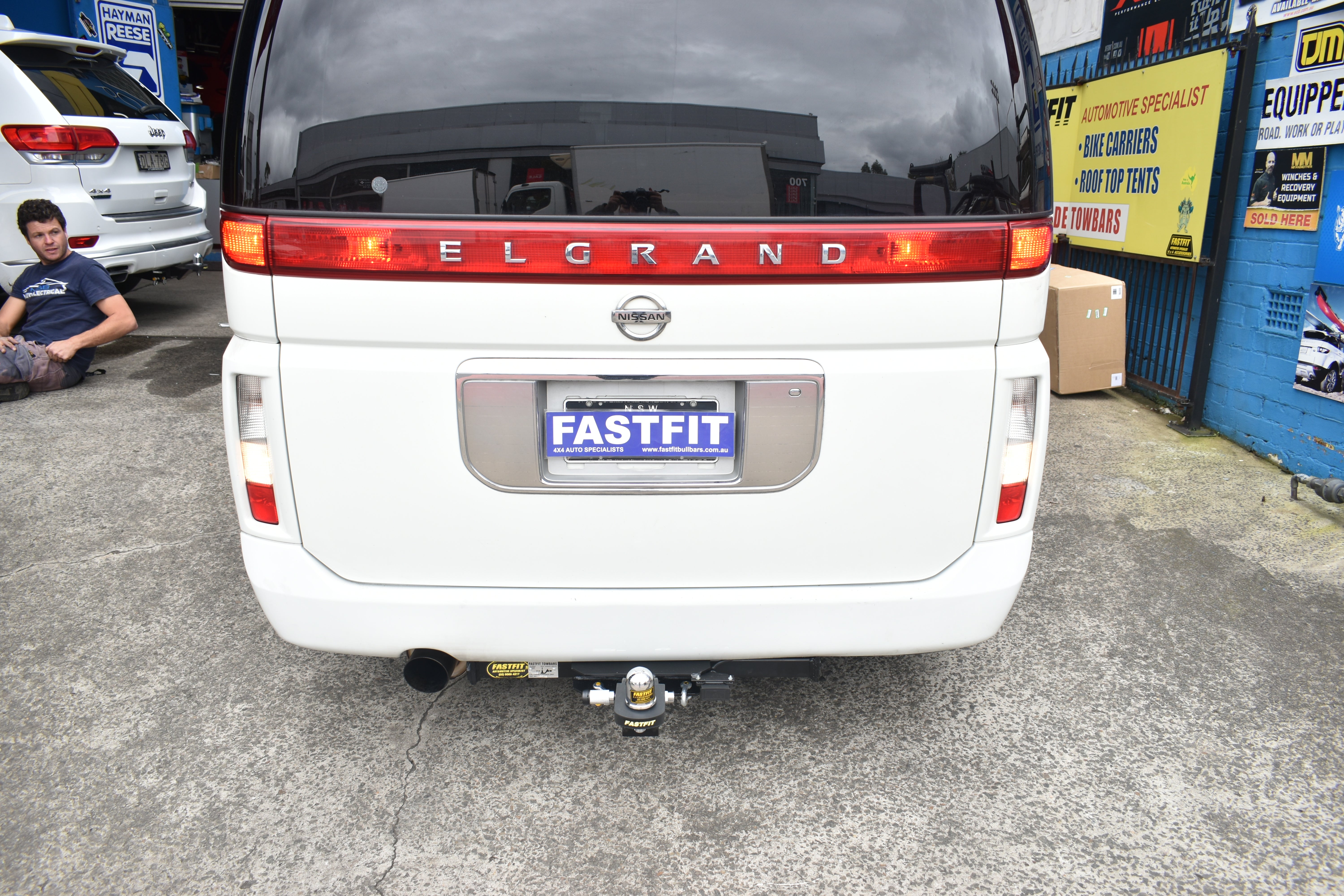 FastFit Heavy Duty Hitch Tow Bar To Suit Nissan ElGrand E51 (2002-2010)