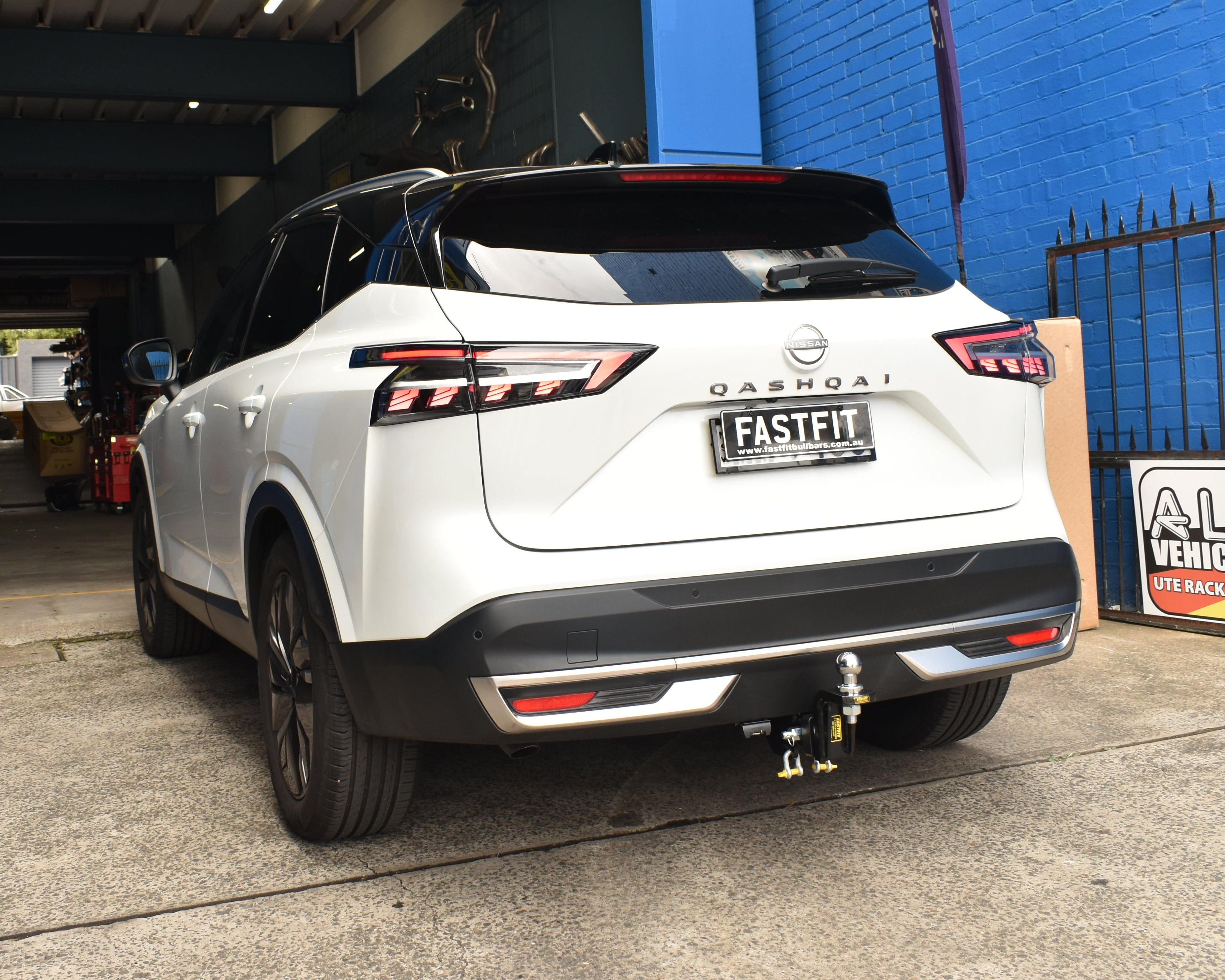 TRAILBOSS TOWBAR TO SUIT NISSAN QASHQAI 06/2022-ON
