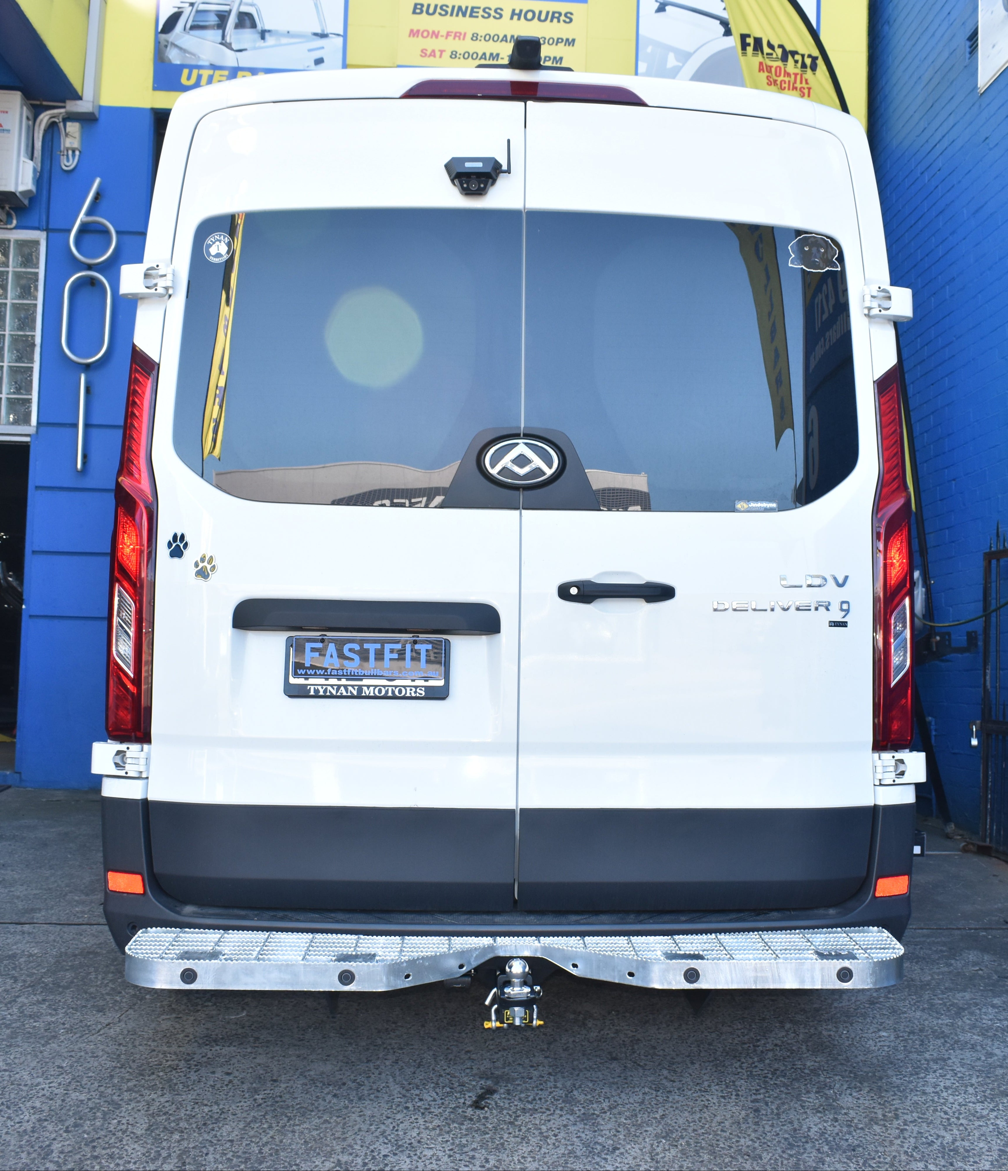 TAG Rear Step & Towbar for LDV Deliver 9 Van LWB models (07/2020 - on)