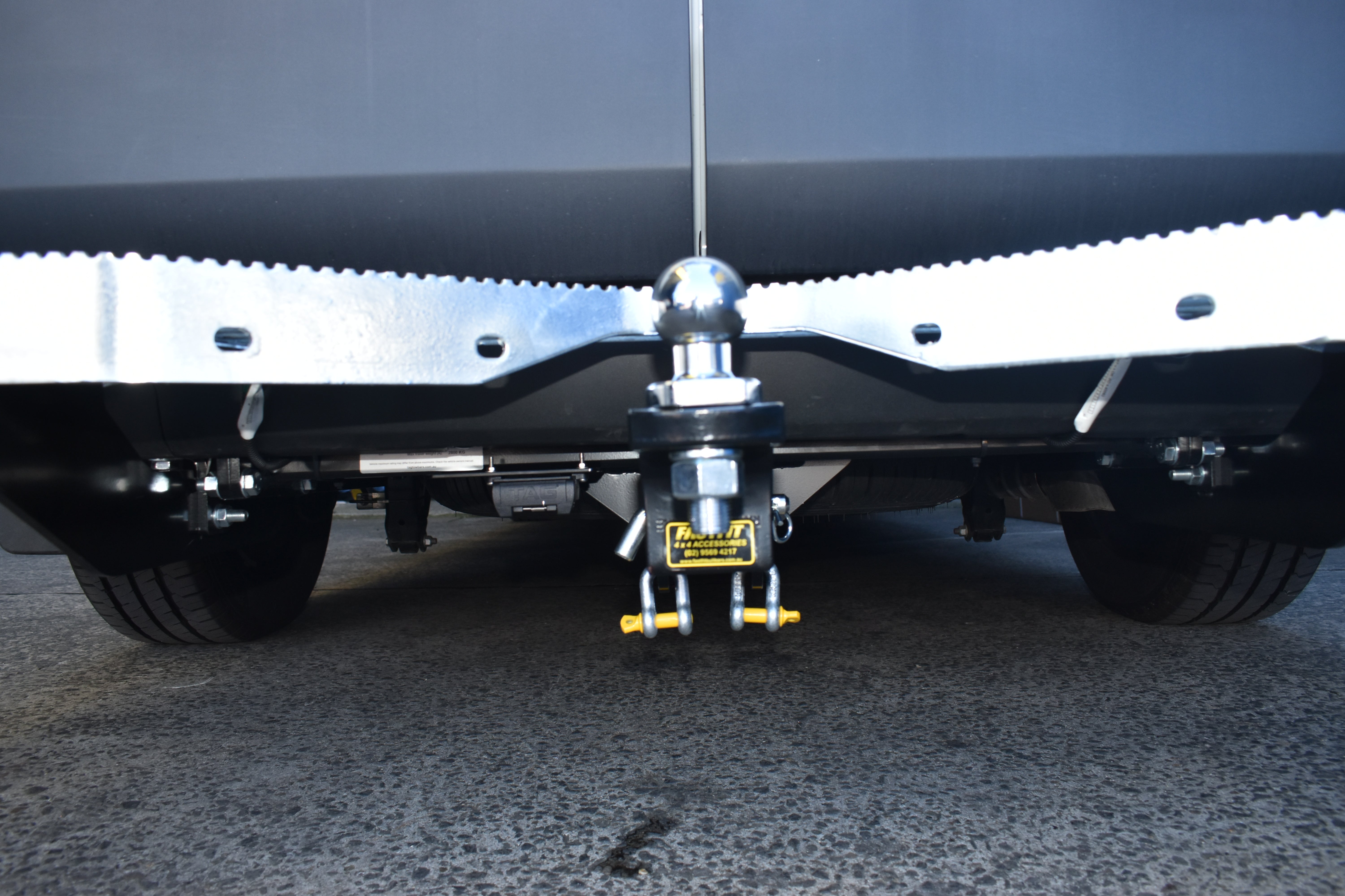 TAG Rear Step & Towbar for LDV Deliver 9 Van LWB models (07/2020 - on)