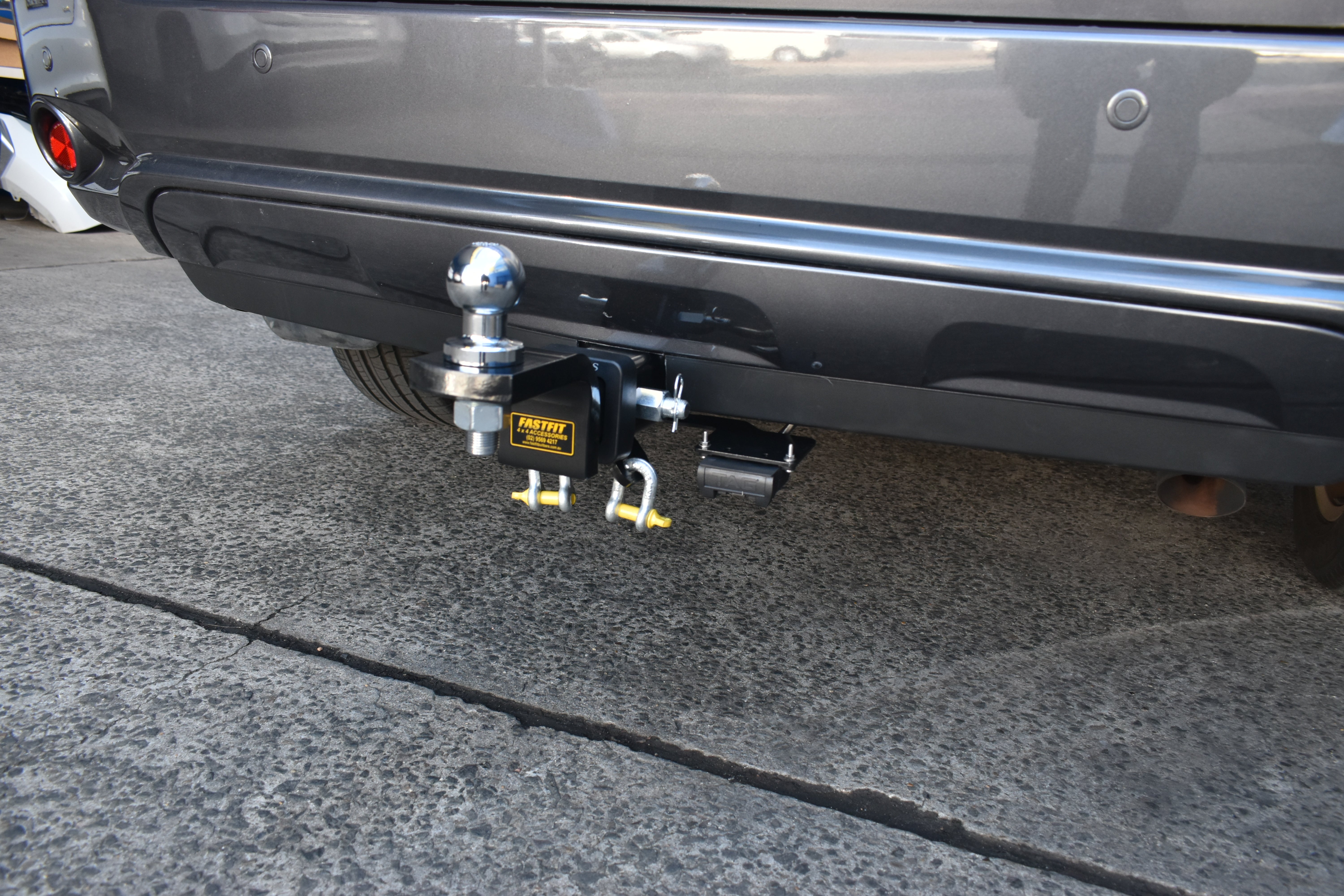 TRAILBOSS Heavy Duty TowBar to suit TOYOTA KLUGER SUV GSU40R/GSU45R 08/2007-02/2014