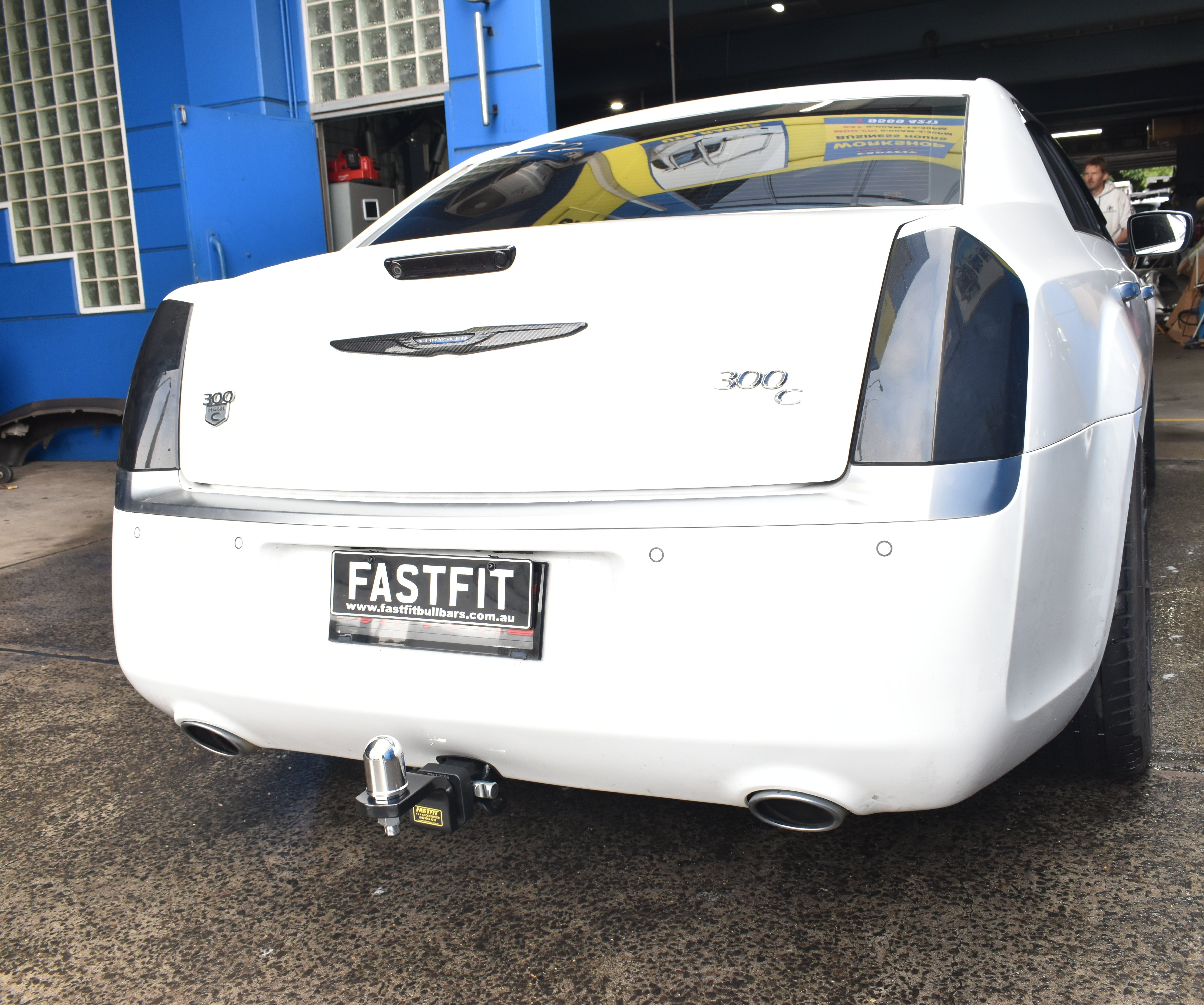 TRAILBOSS TOWBAR TO SUIT Chrysler 300C Sedan (Not SRT-8) 11/2005 - 05/2012