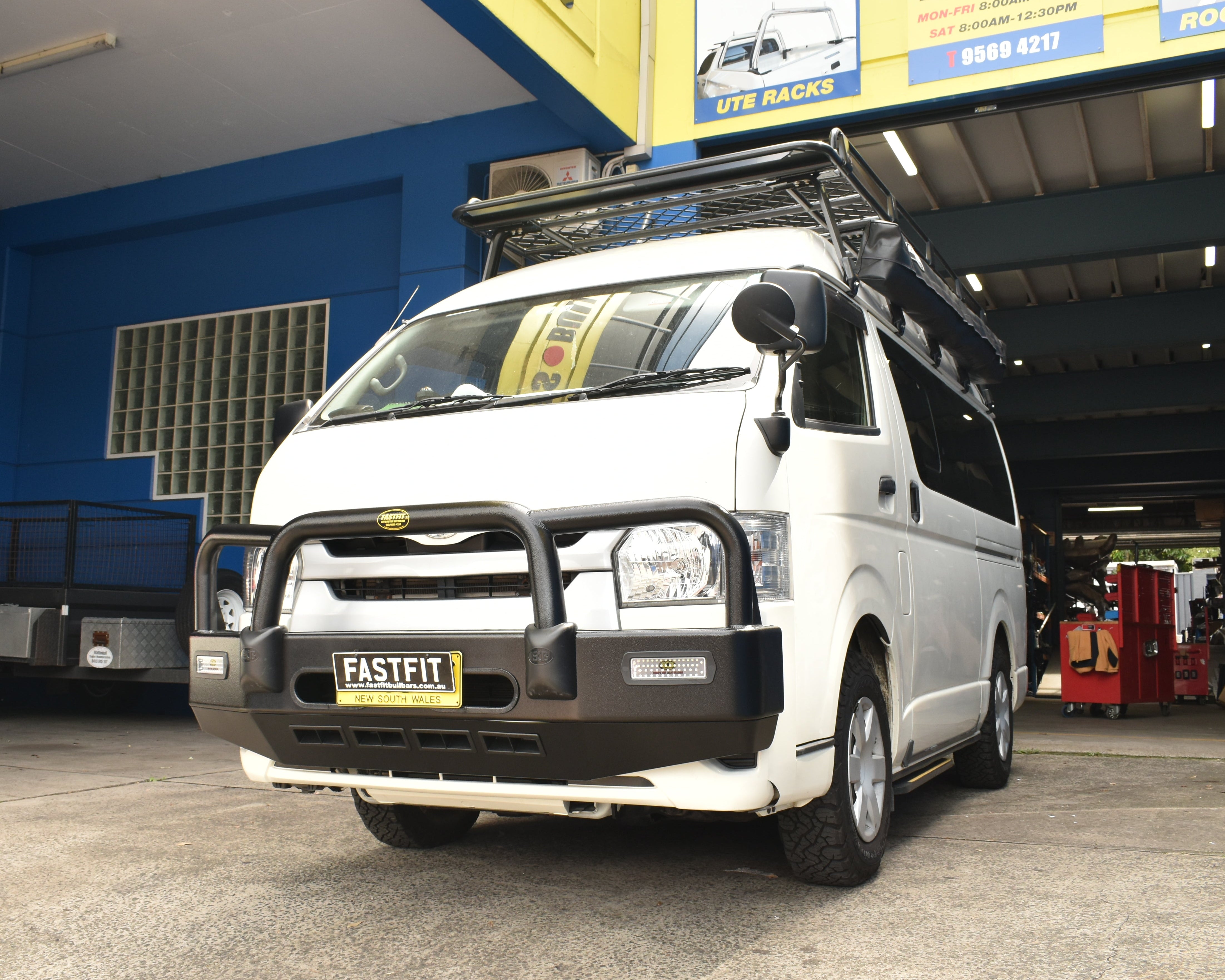 ECB BULLBAR (BLACK) TO SUIT TOYOTA HIACE LWB (JAPANESE IMPORT) 02/2014-05/2019
