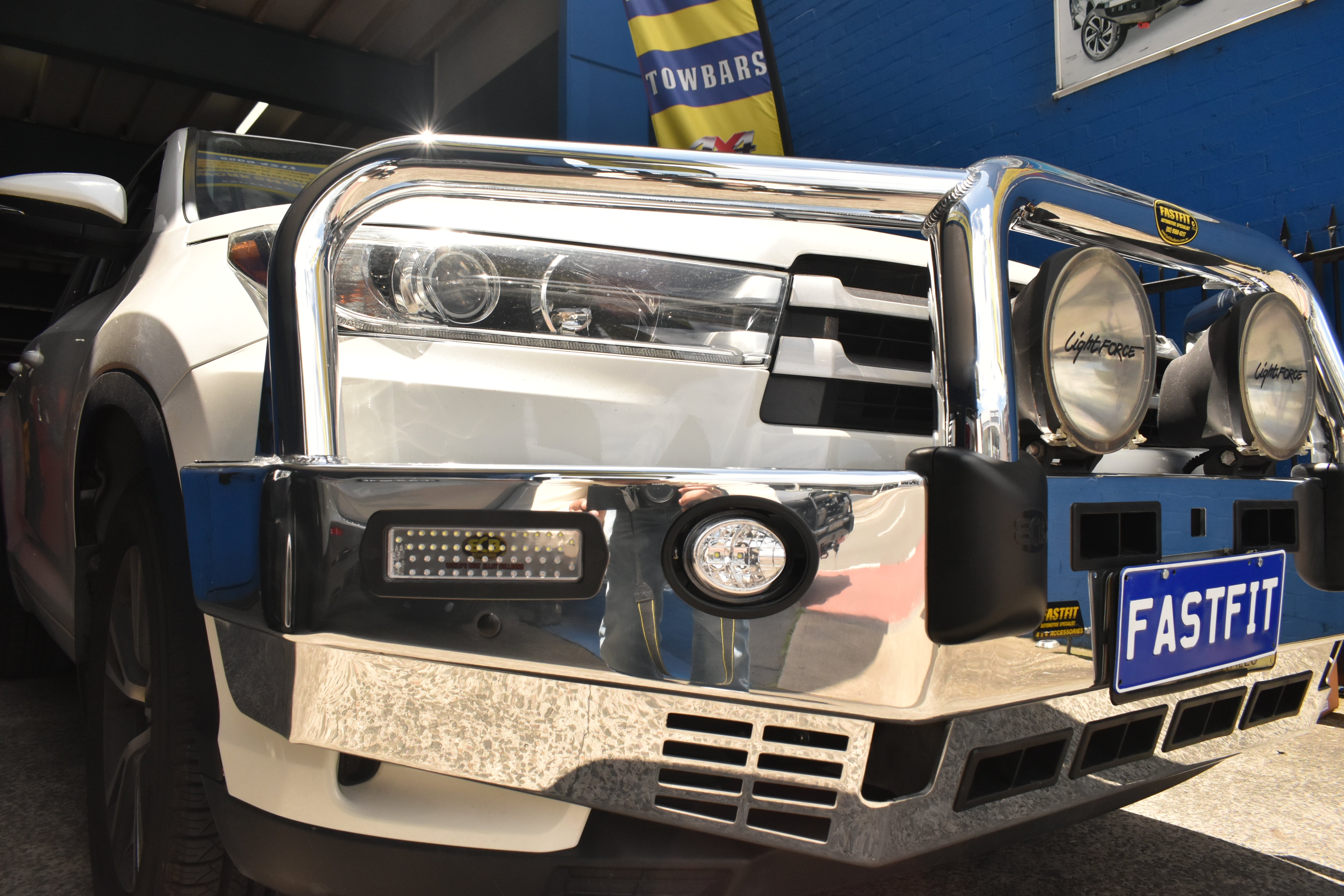 ECB Polished Big Tube Bull Bars with Bumper Lights to suit Toyota Kluger (11/2016 to 02/2021)