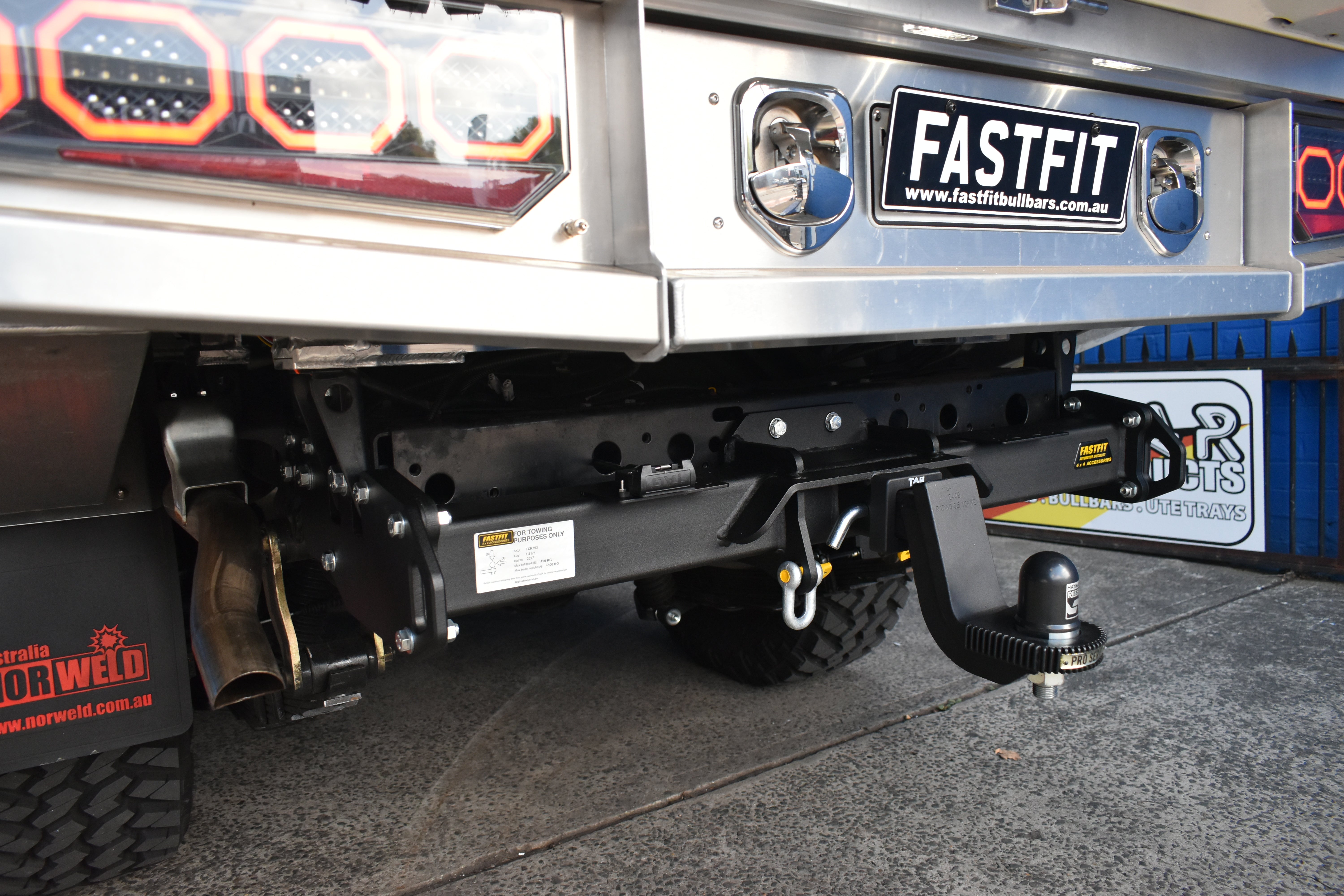 TAG Extreme Recovery Towbar for Toyota Landcruiser 75 & 79 Series Single/Double Cab