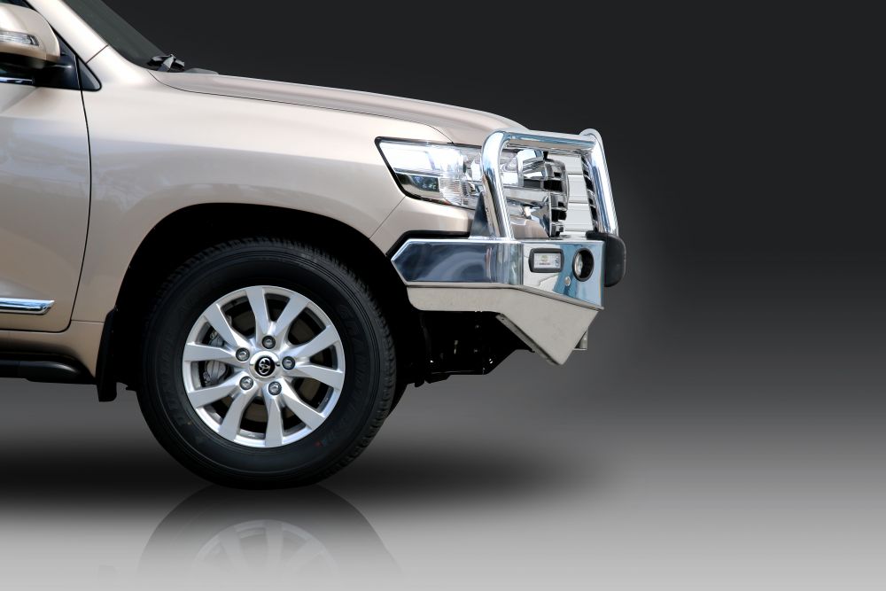 ECB Big Tube/Winch Bull Bars with Bumper Lights (Polished Alloy Finish) to suit Toyota LandCruiser 200 Series 01/2016 to 06/2021