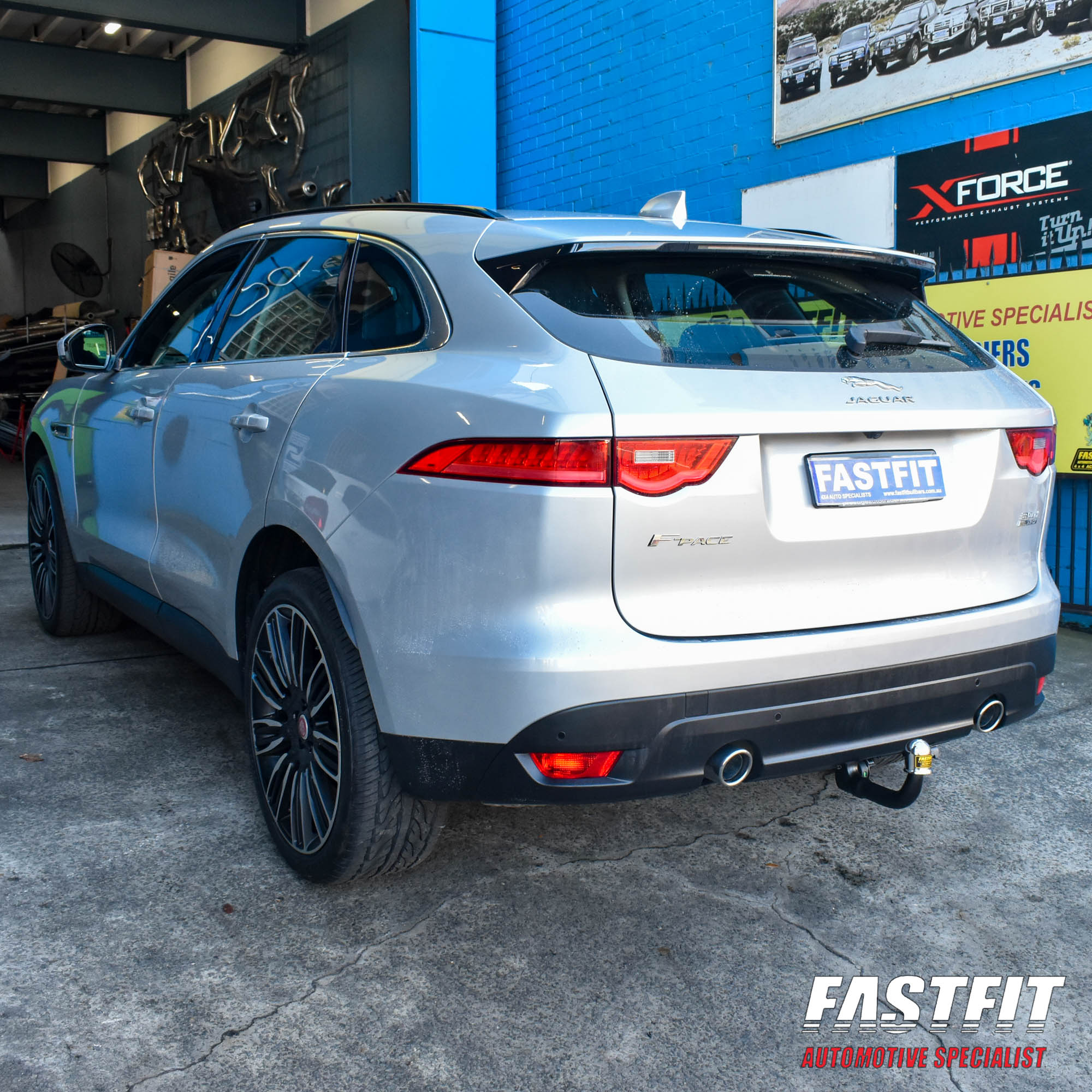 JAGUARF-PACE2016-ONBRINKEUROPEANTOWBAR-2