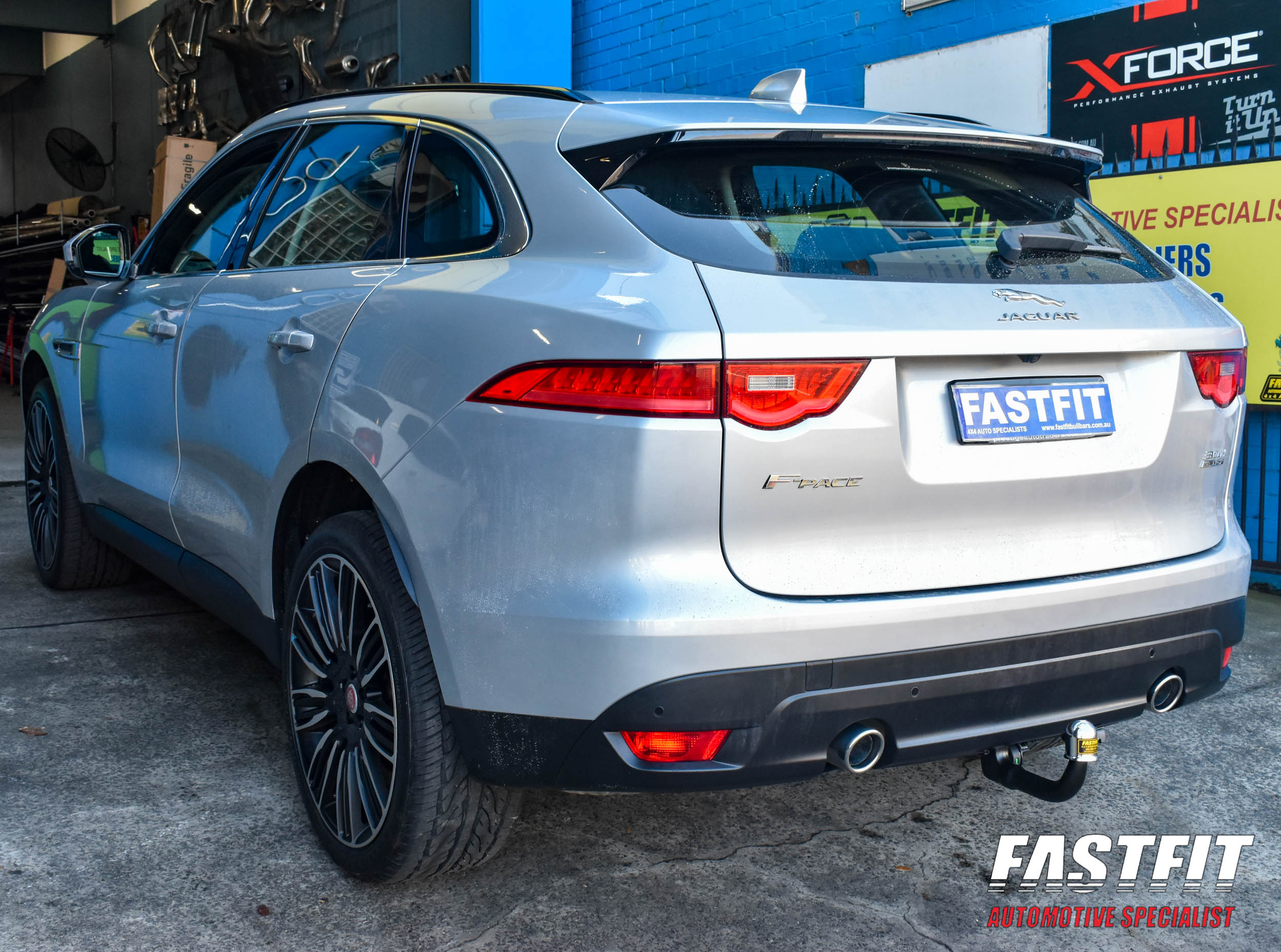 JAGUARF-PACE2016-ONBRINKEUROPEANTOWBAR-3