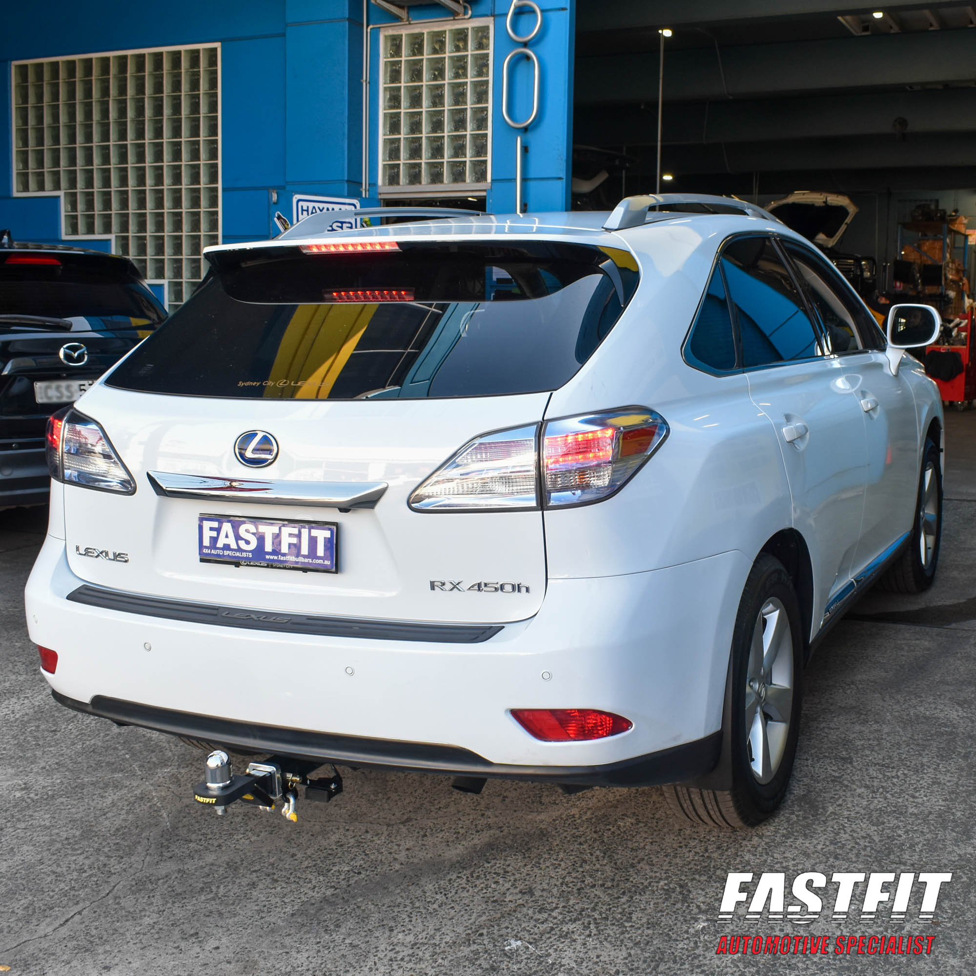 LEXUSRX450HHAYMANREESETOWBAR-6