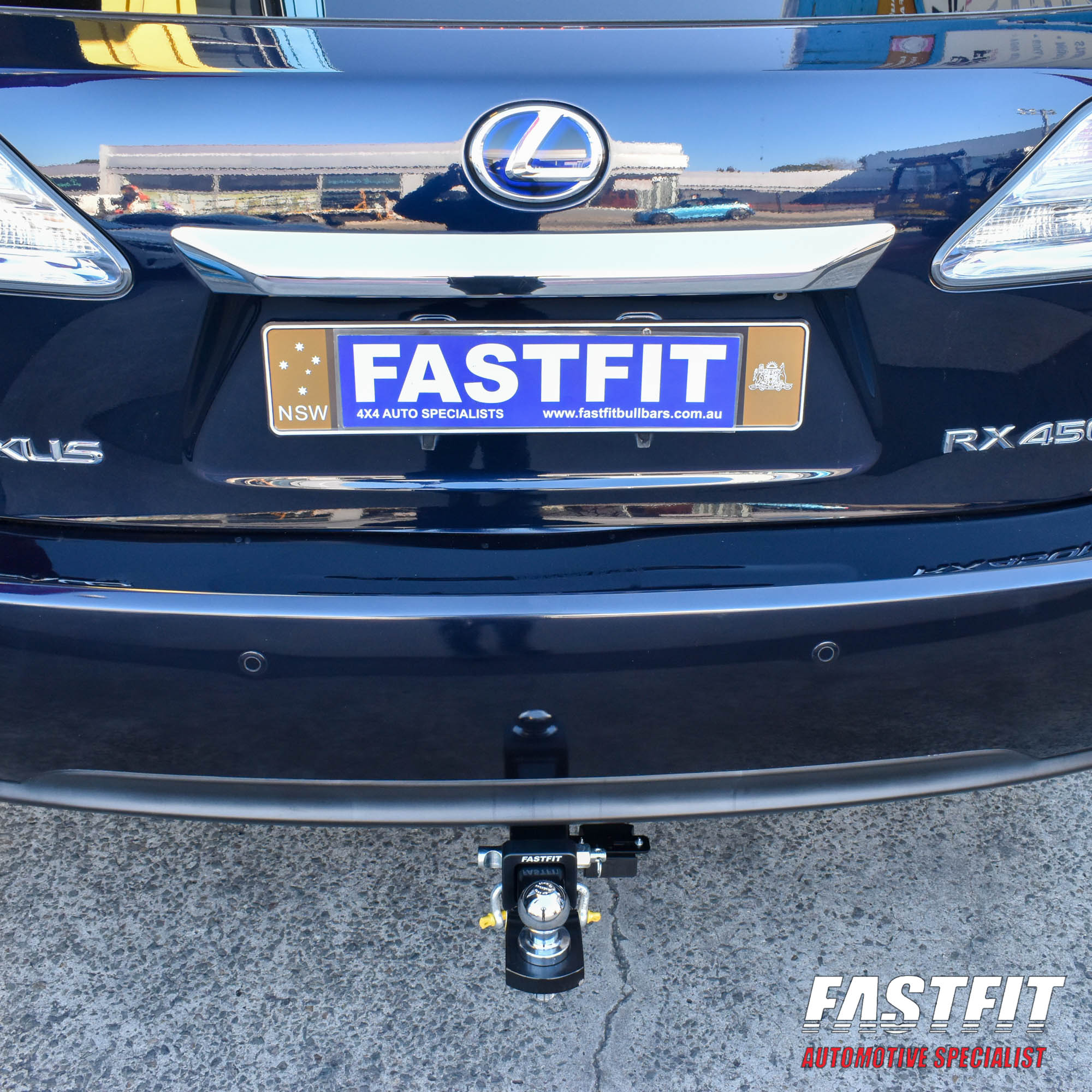 LEXUSRX450HTRAILBOSSTOWBAR-4