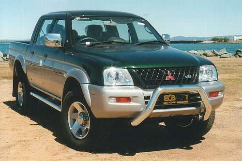 ECB NUDGE BAR (BLACK) TO SUIT MITSUBISHI TRITON MK (4WD-PETROL/DIESEL, 2WD-V6) 07/2001-06/2006