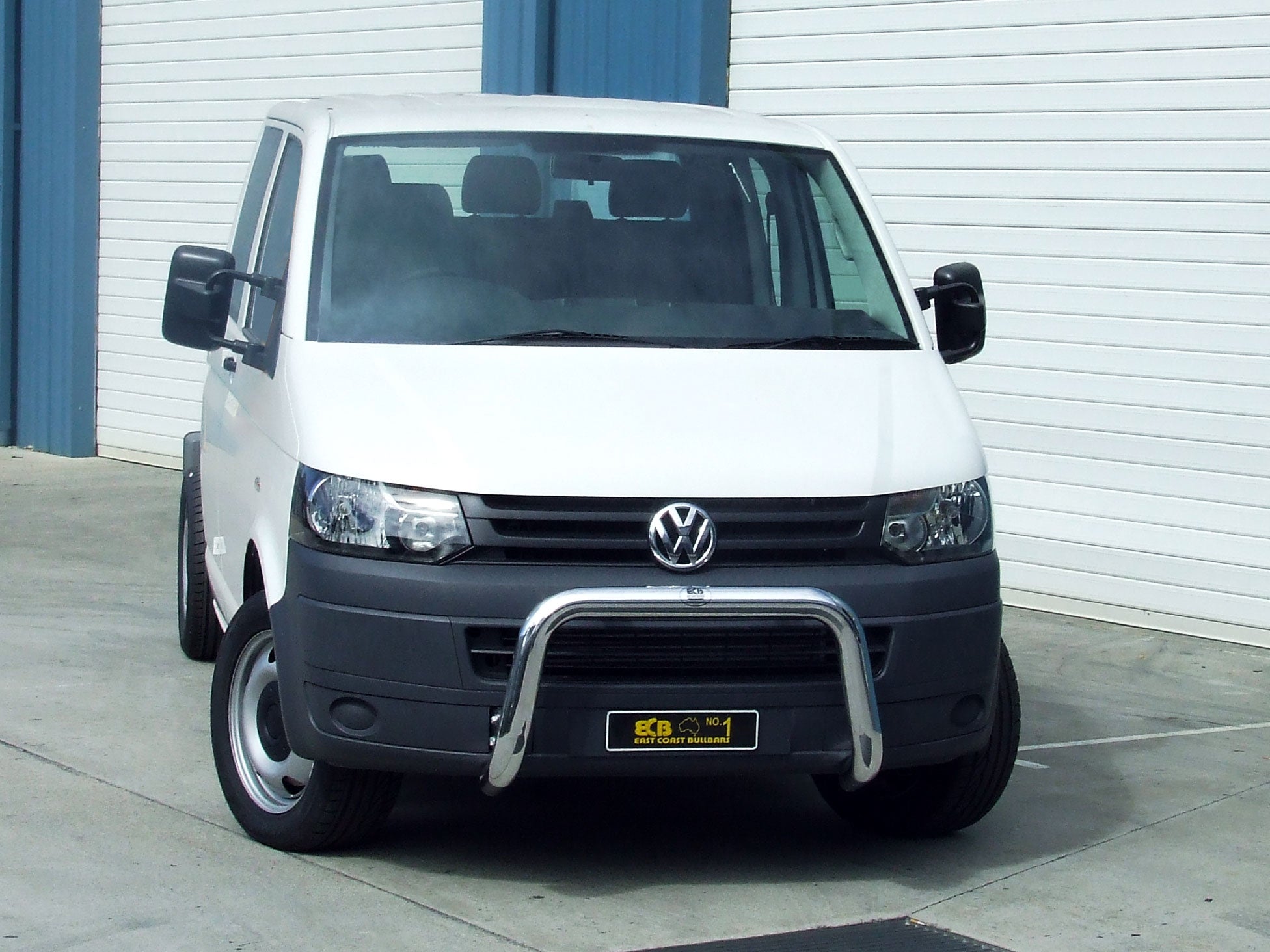 ECB NUDGE BAR TO SUIT VOLKSWAGEN TRANSPORTER 04/2010-06/2015