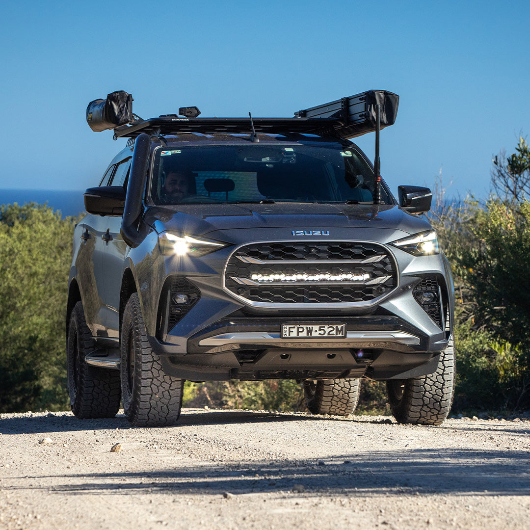 Isuzu MU-X (2025+) Behind Grille Light Kit