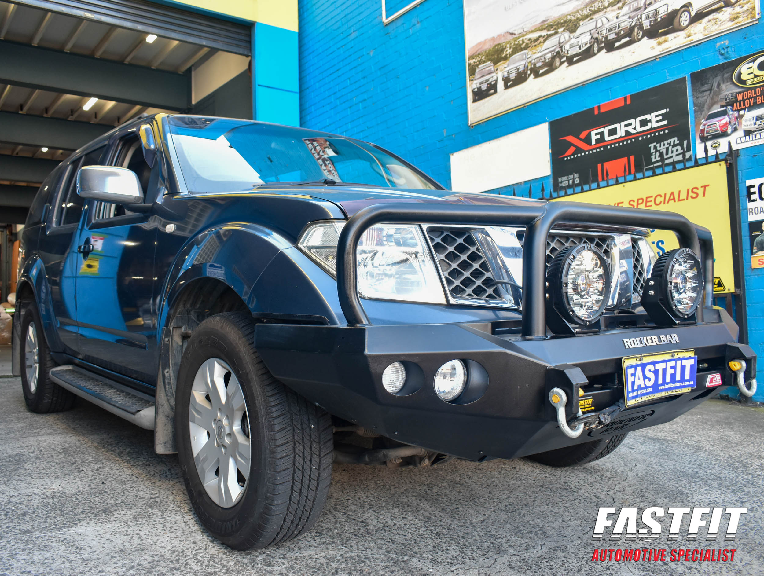 NISSANPATHFINDERR51TRIPLELOOPROCKERBAR-1