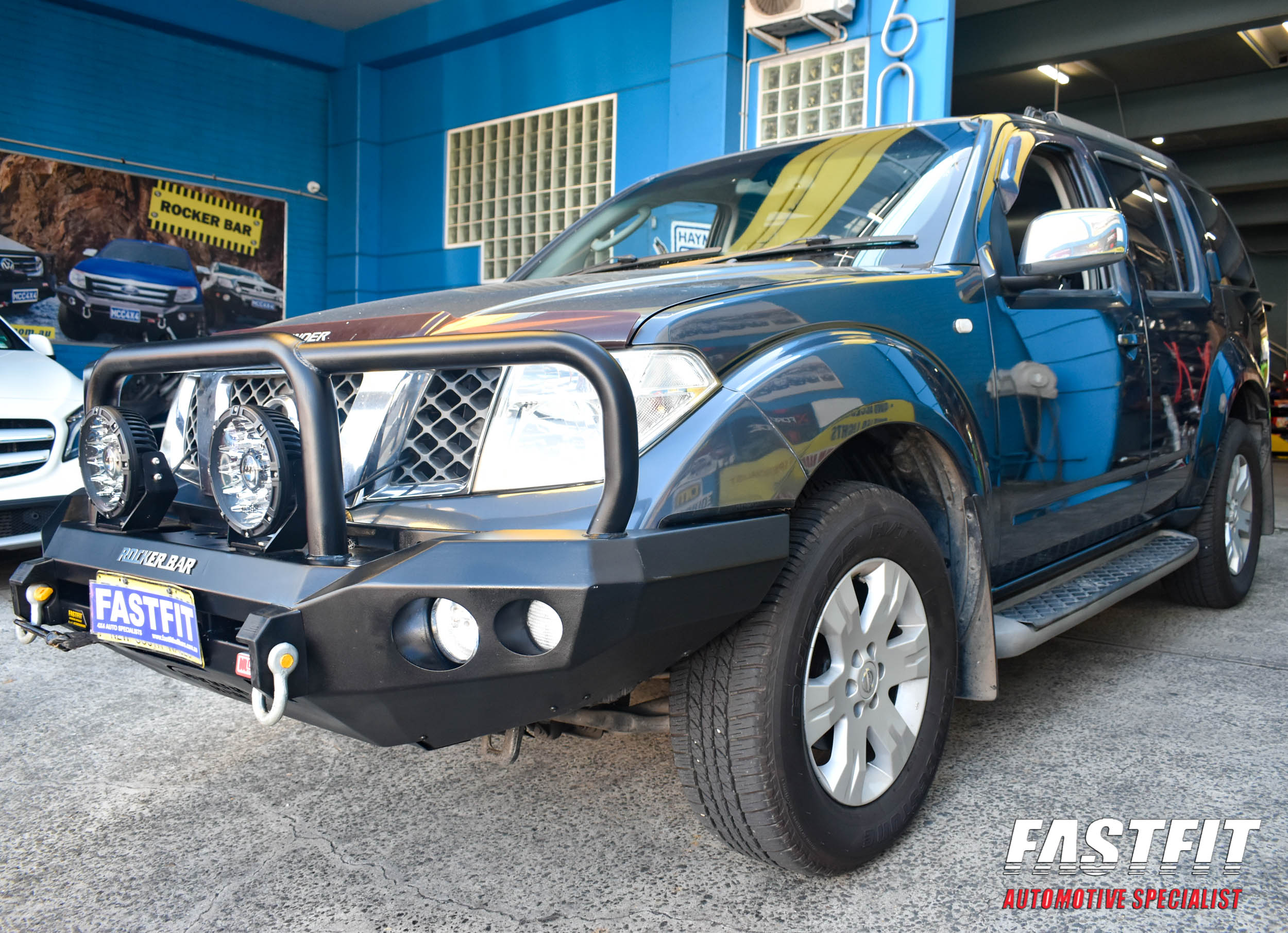 NISSANPATHFINDERR51TRIPLELOOPROCKERBAR-3