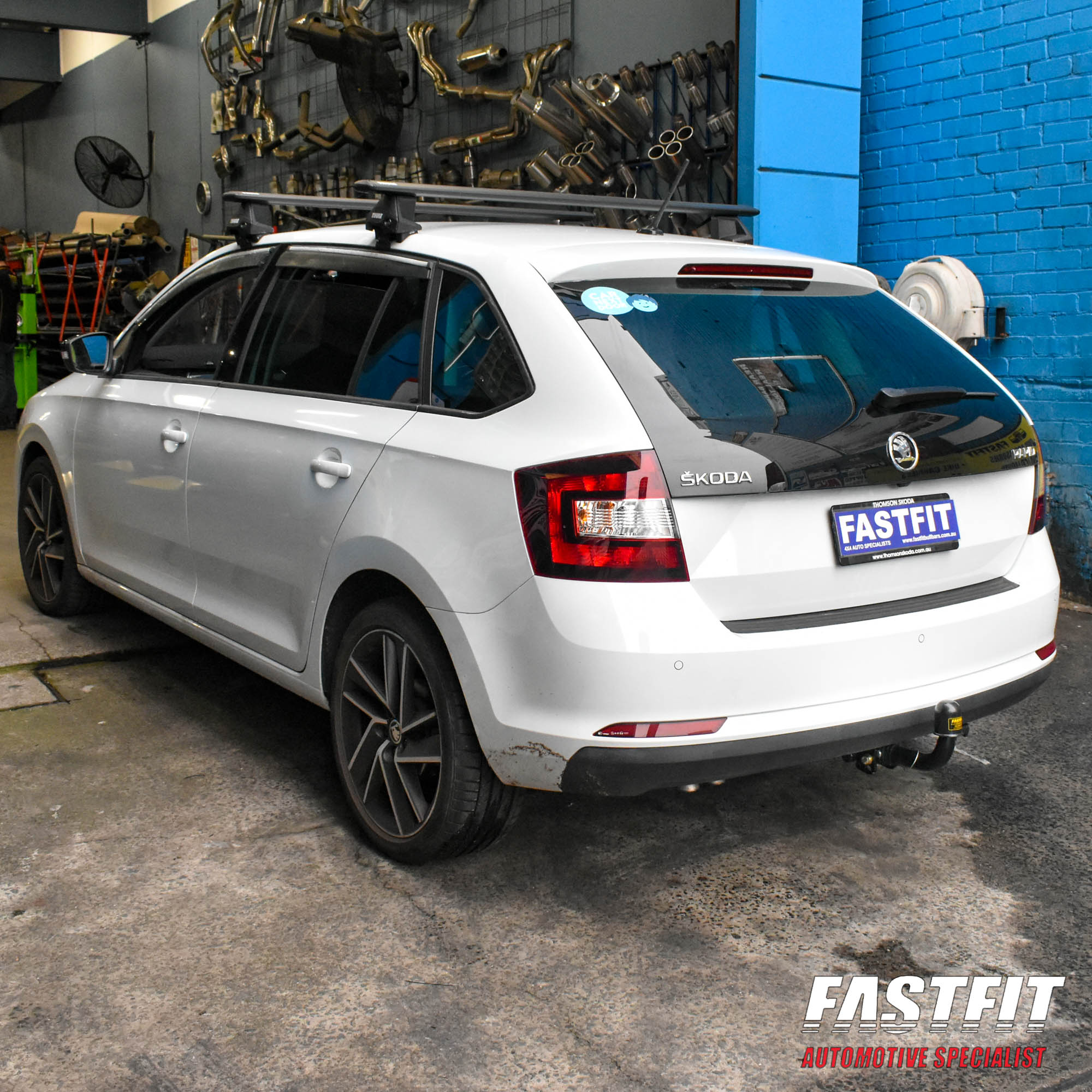 SKODARAPIDEUROPEANTOWBAR-1