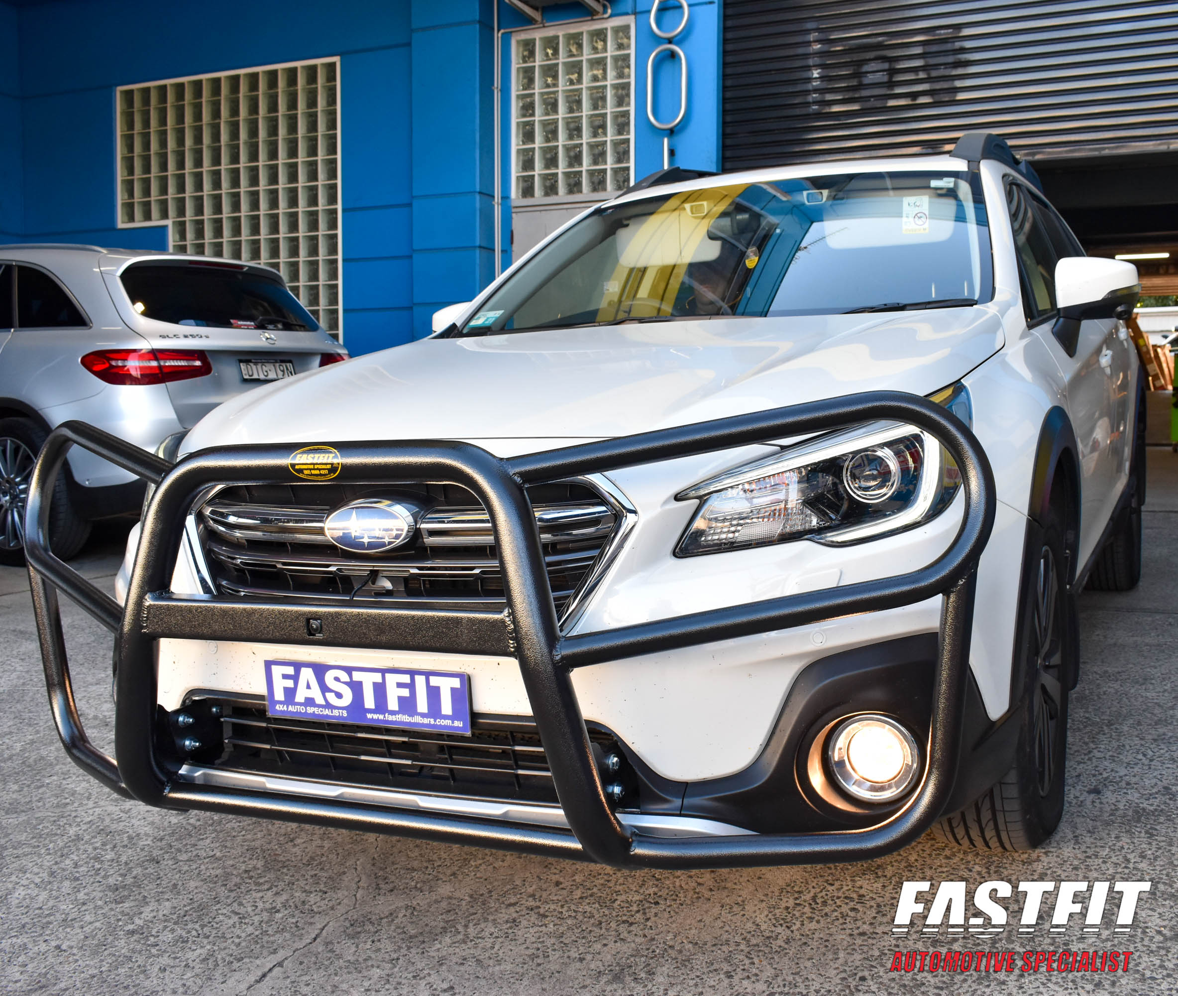 SUBARUOUTBACK2018-ONECBTYPE8NUDGEBAR-6