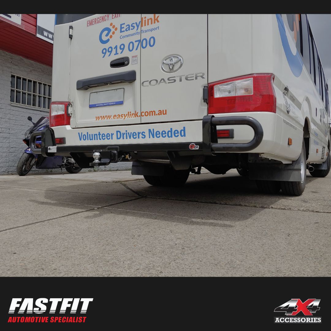 FORMULA REAR PROTECTION BAR WITH TOWBAR TO SUIT TOYOTA COASTER BUS 08/2007-12/2016
