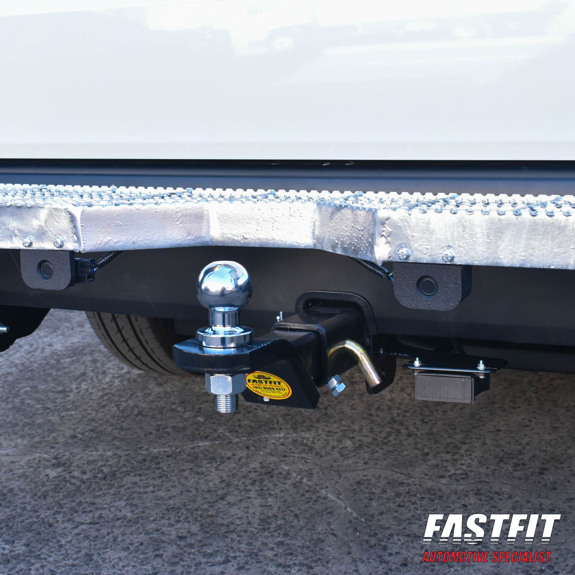 TOYOTAHIACE2019-ONGALSTEP-6