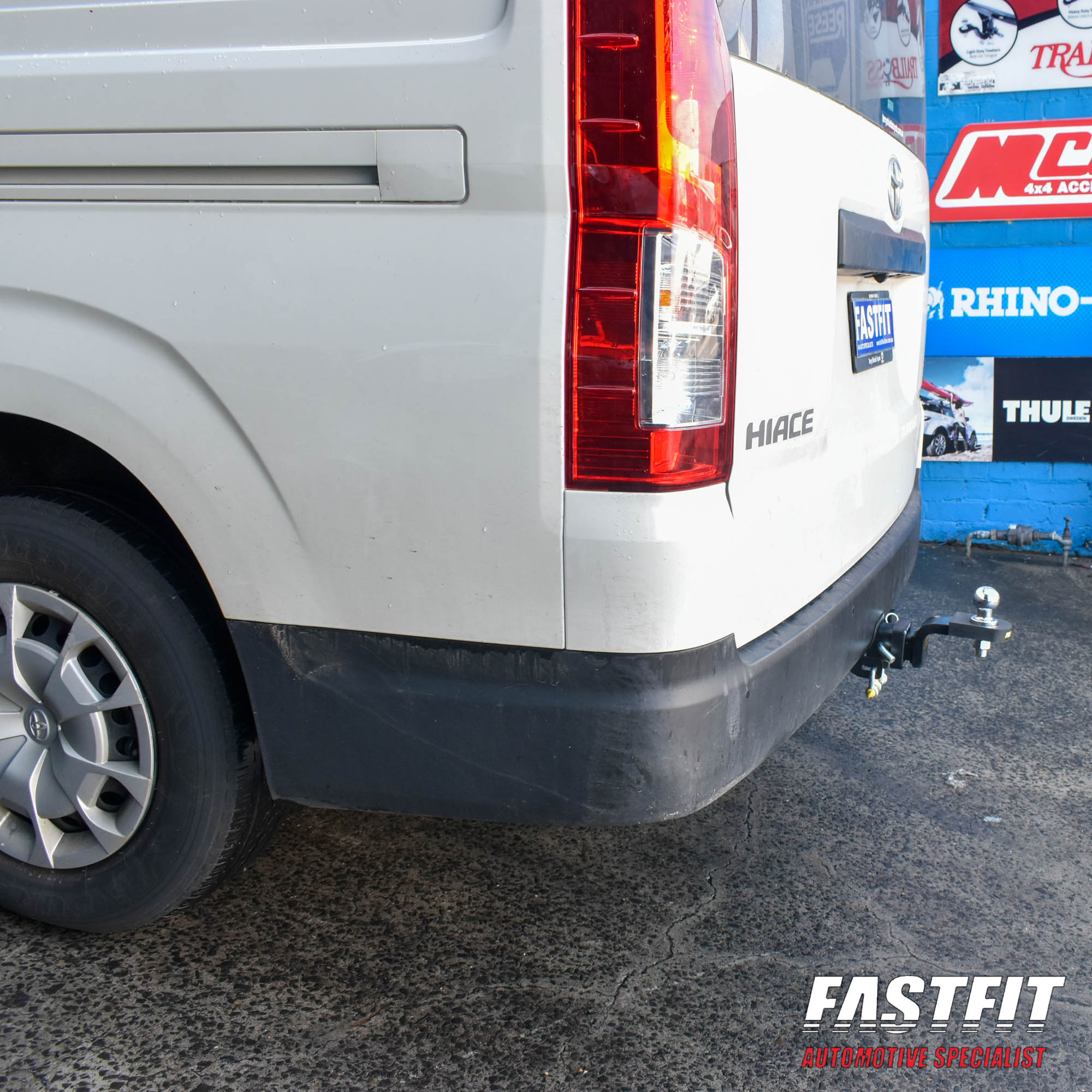 TOYOTAHIACE2019-ONTAGTOWBAR-3