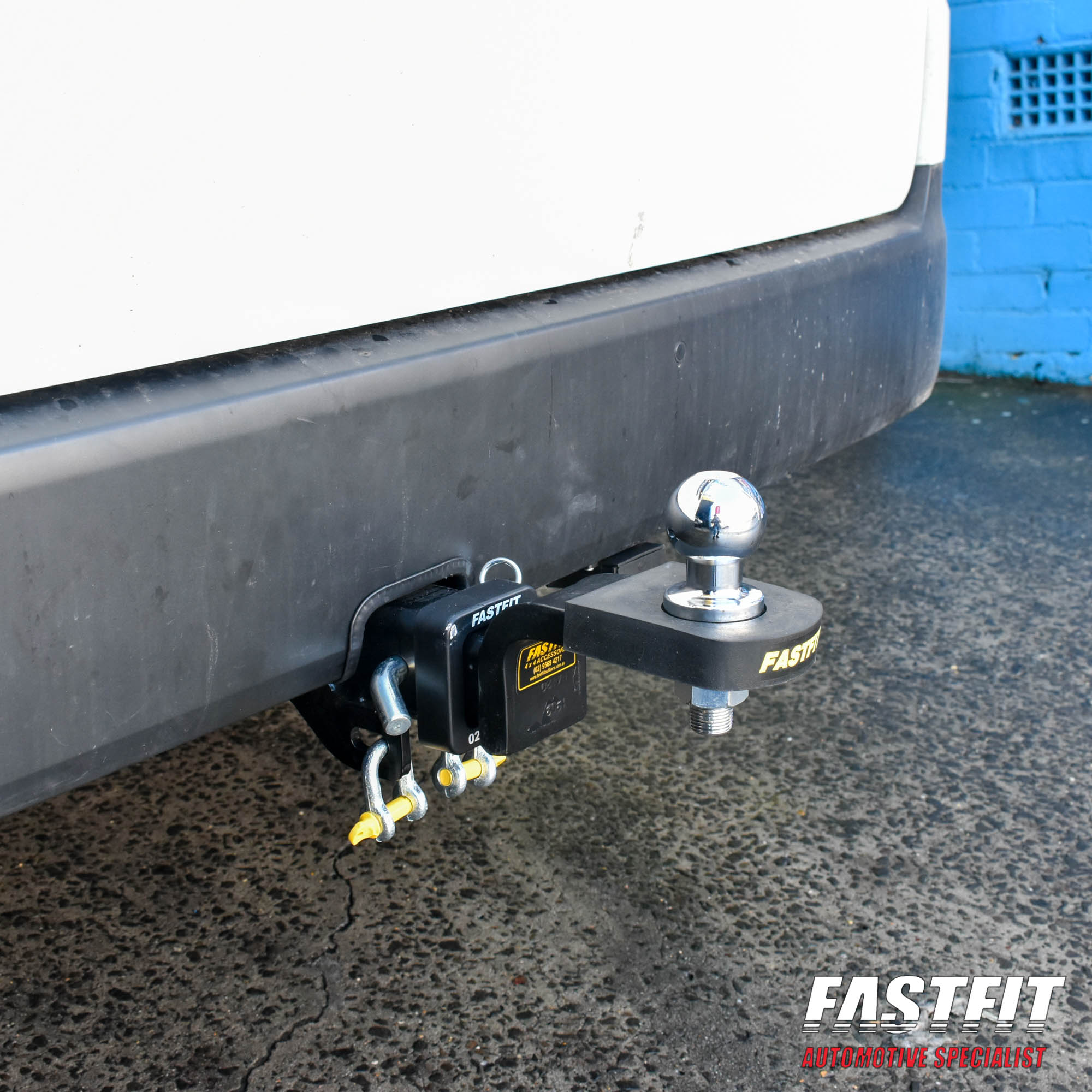 TOYOTAHIACE2019-ONTAGTOWBAR-5
