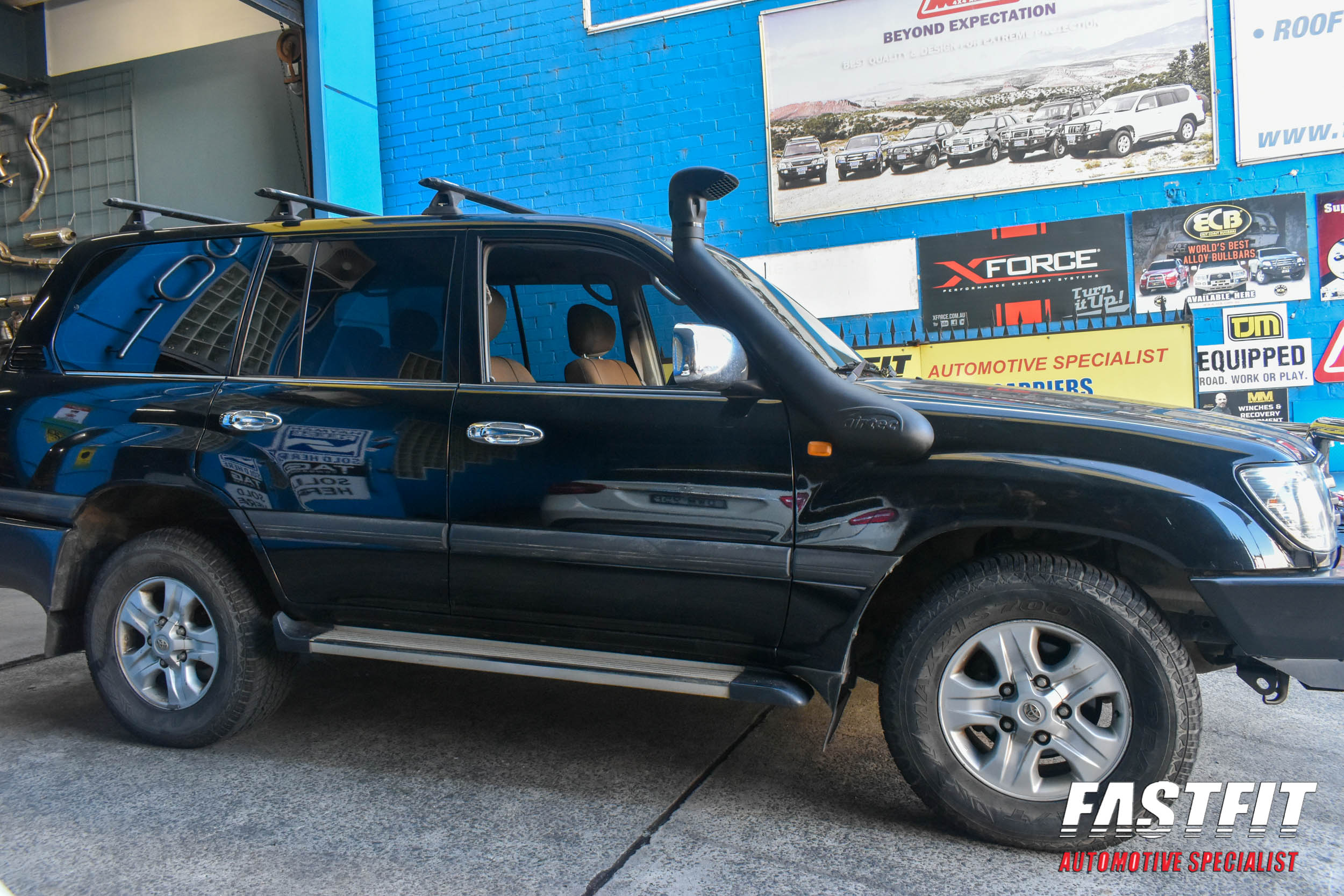 TOYOTALANDCRUISER100SERIESAIRTECSNORKEL-2